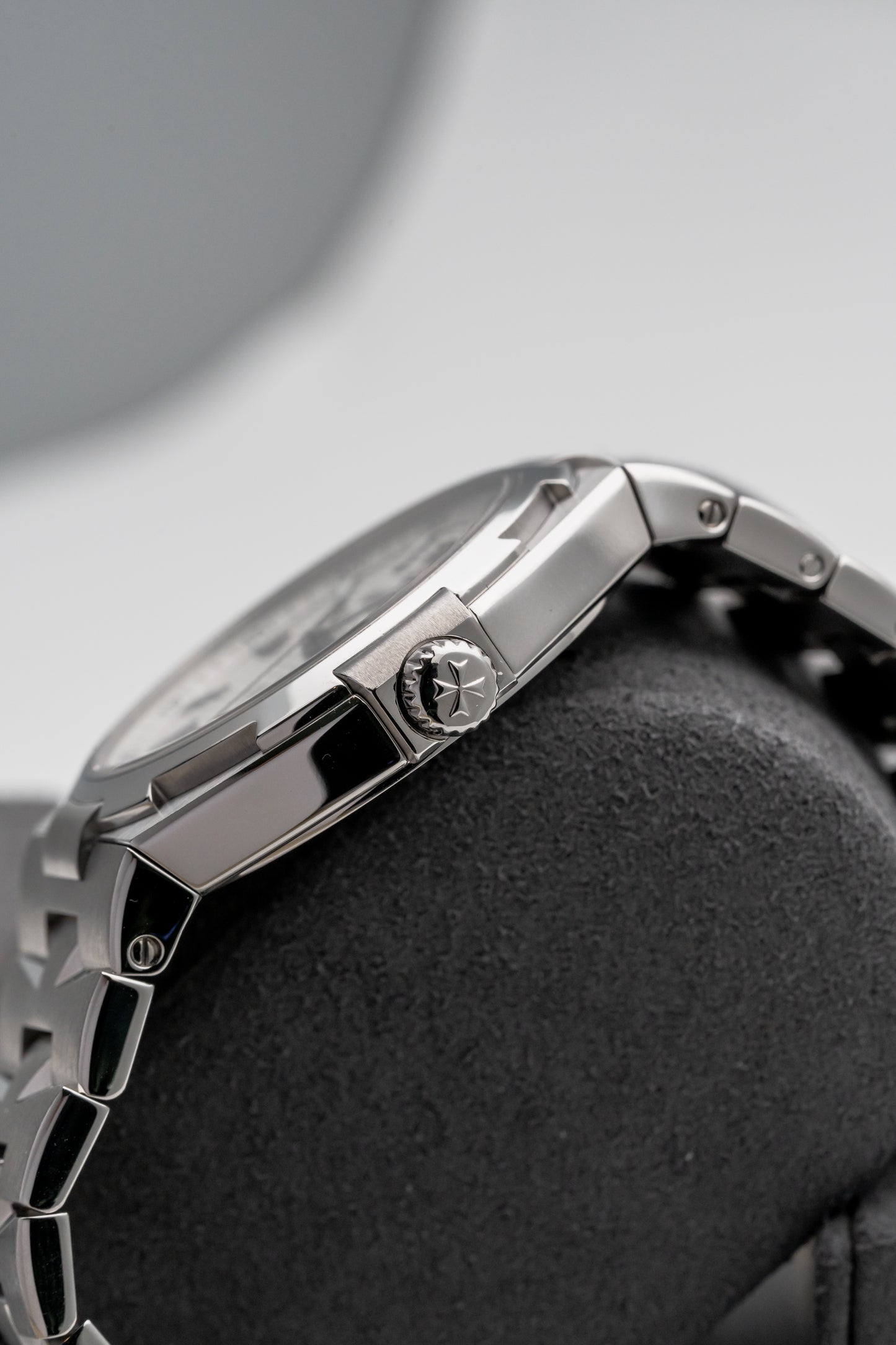 Vacheron Constantin Overseas 47040/B01A-9093