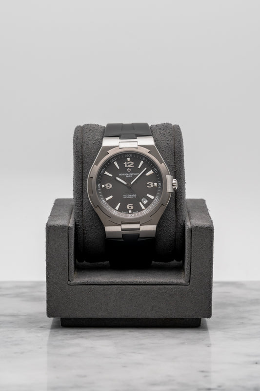 Vacheron Constantin Overseas 47040/000W-9500 Grey Dial