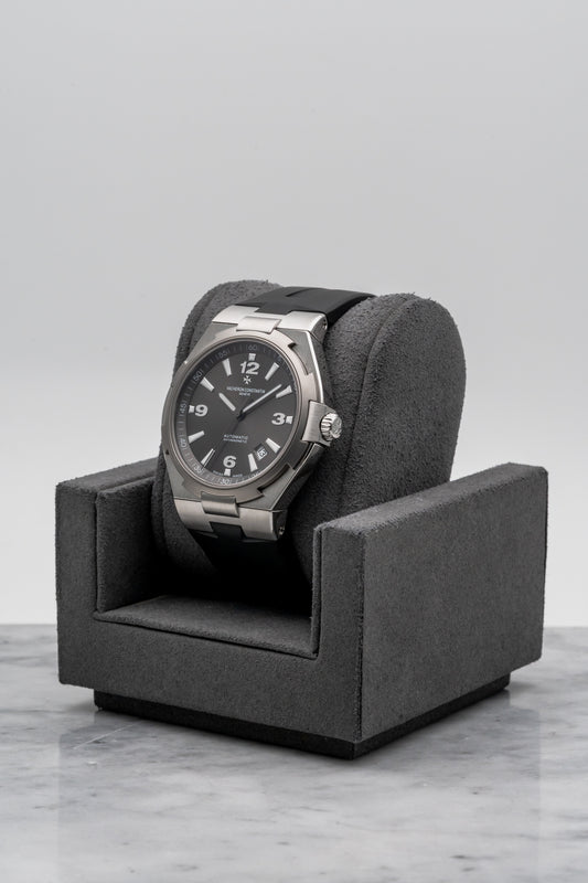 Vacheron Constantin Overseas Deep Stream 47040/000W-9500 Black Dial
