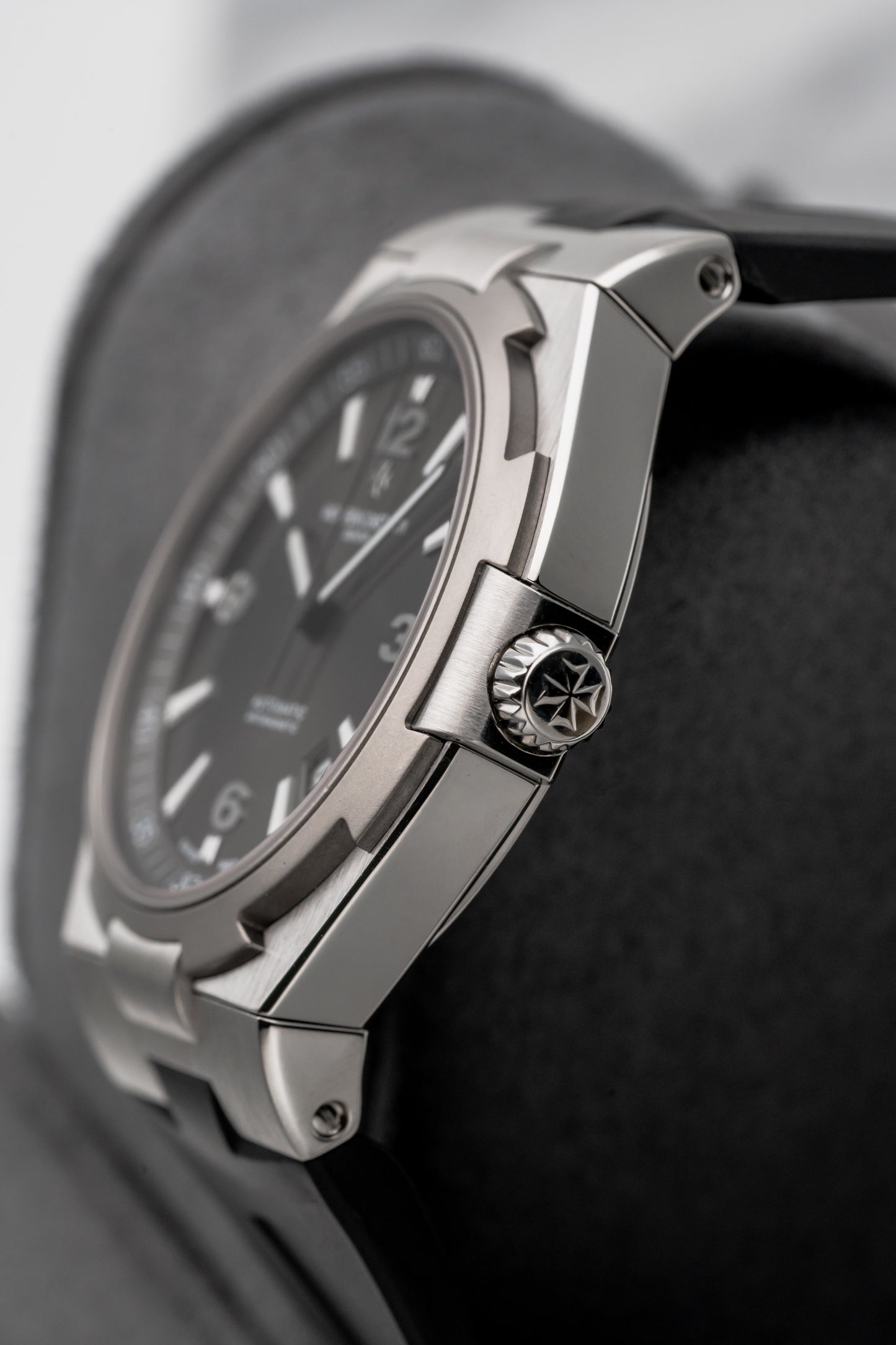 Vacheron Constantin Overseas Deep Stream 47040/000W-9500 Black Dial