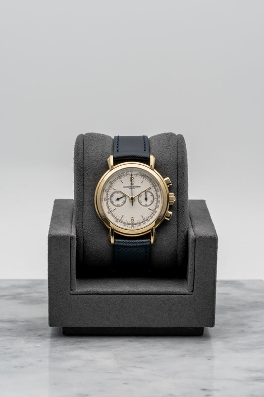 Vacheron Constantin Historiques Chronograph 47101/000J Yellow Gold, Silver Dial