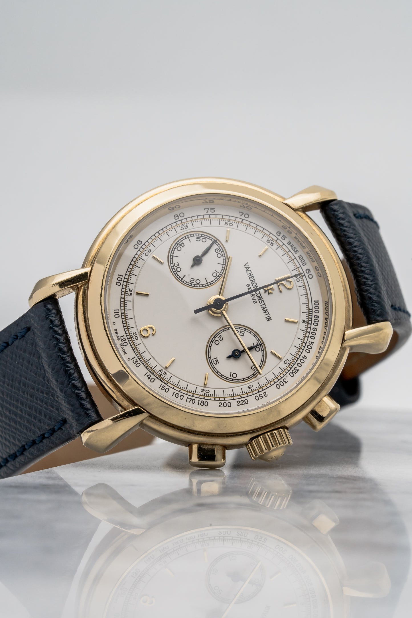 Vacheron Constantin Historiques Chronograph 47101/000J Yellow Gold, Silver Dial