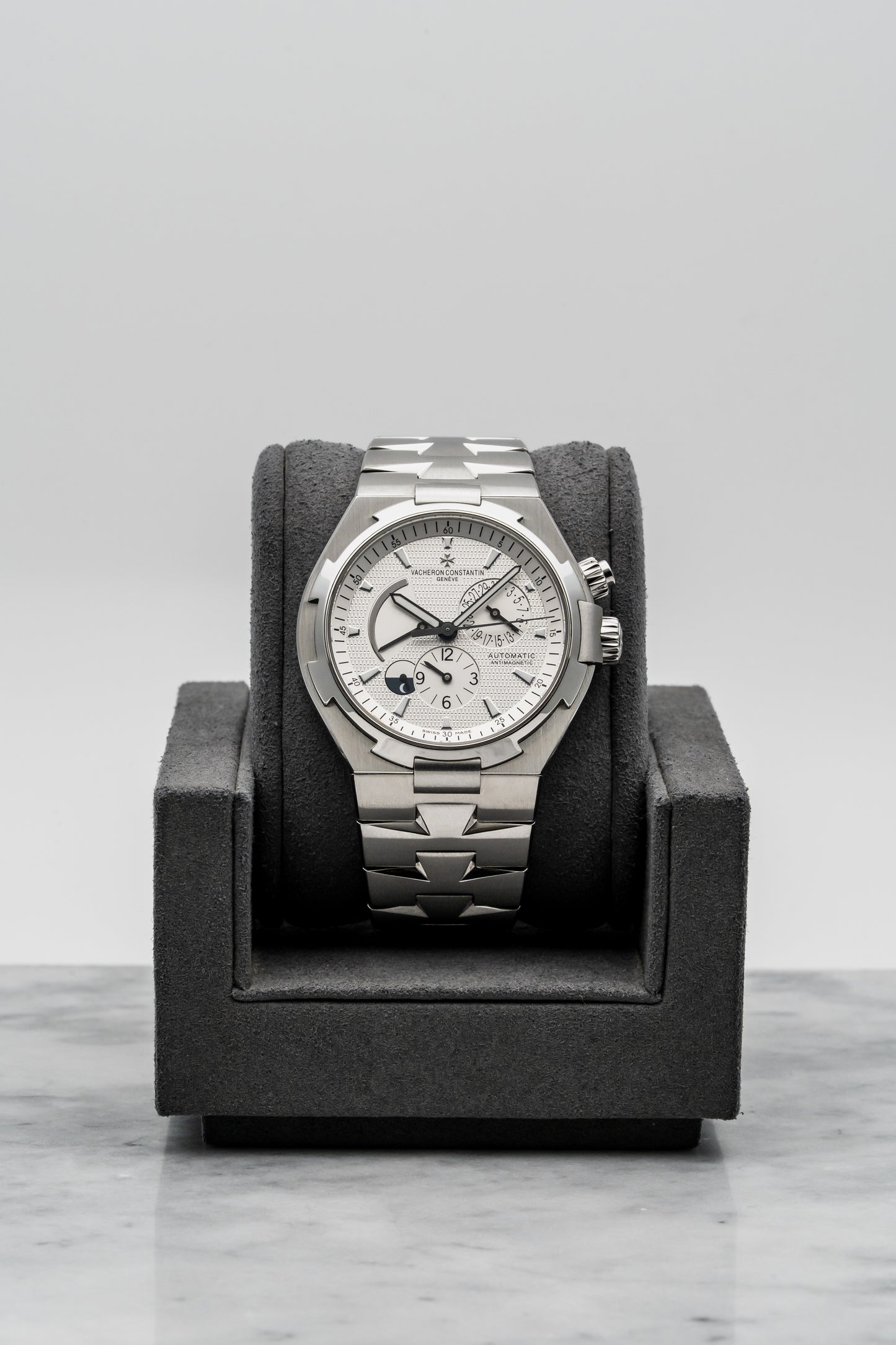 Vacheron Constantin Overseas Dual Time 47450/B01A-9226 Stainless Steel