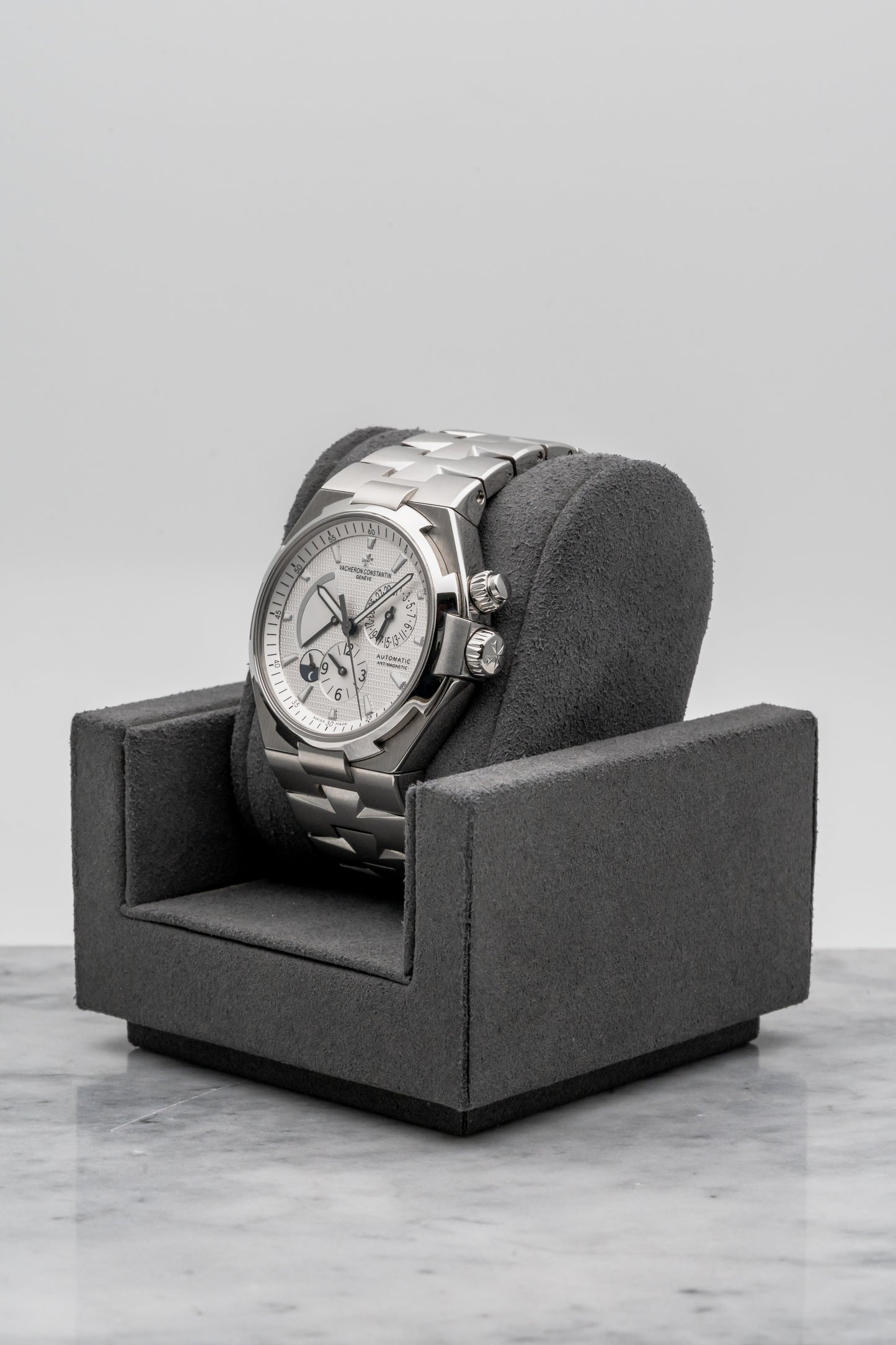 Vacheron Constantin Overseas Dual Time 47450/B01A-9226 Stainless Steel