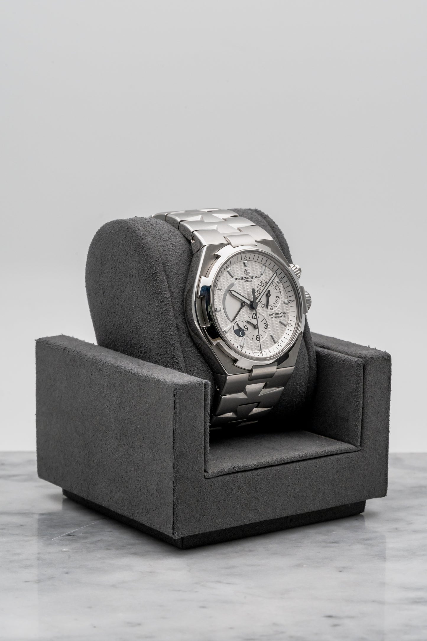 Vacheron Constantin Overseas Dual Time 47450/B01A-9226 Stainless Steel
