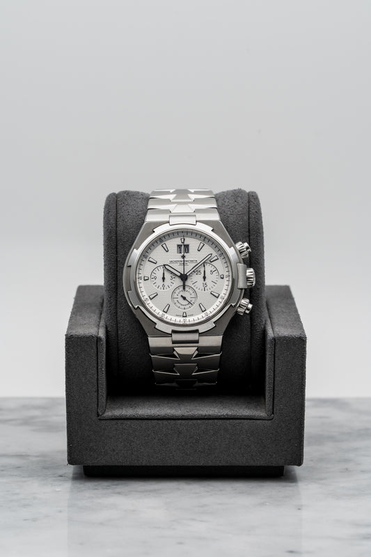 Vacheron Constantin Overseas Chronograph 49150/B01A-9095 – Stainless Steel, Silver Guilloché Dial