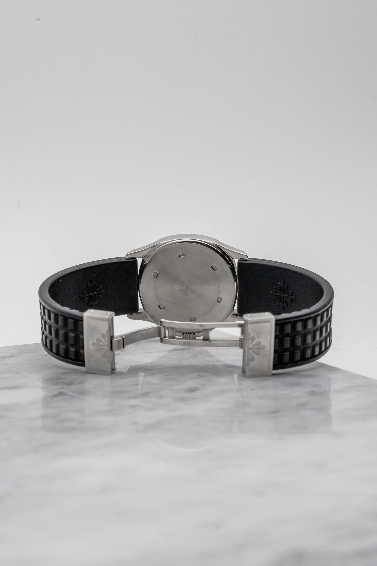 Patek Philippe Aquanaut Ladies 4960A, Black Dial