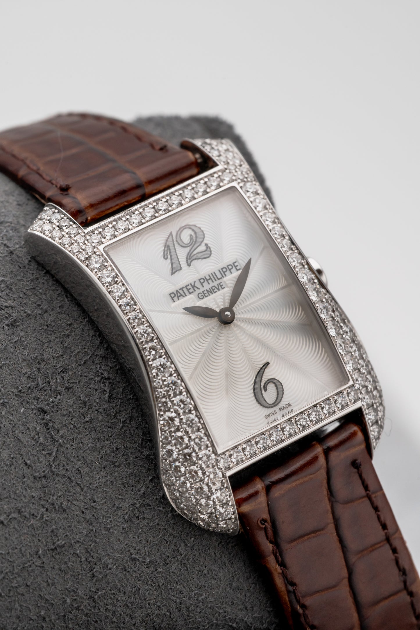 Patek Philippe Gondolo Serata 4972G Silver Dial
