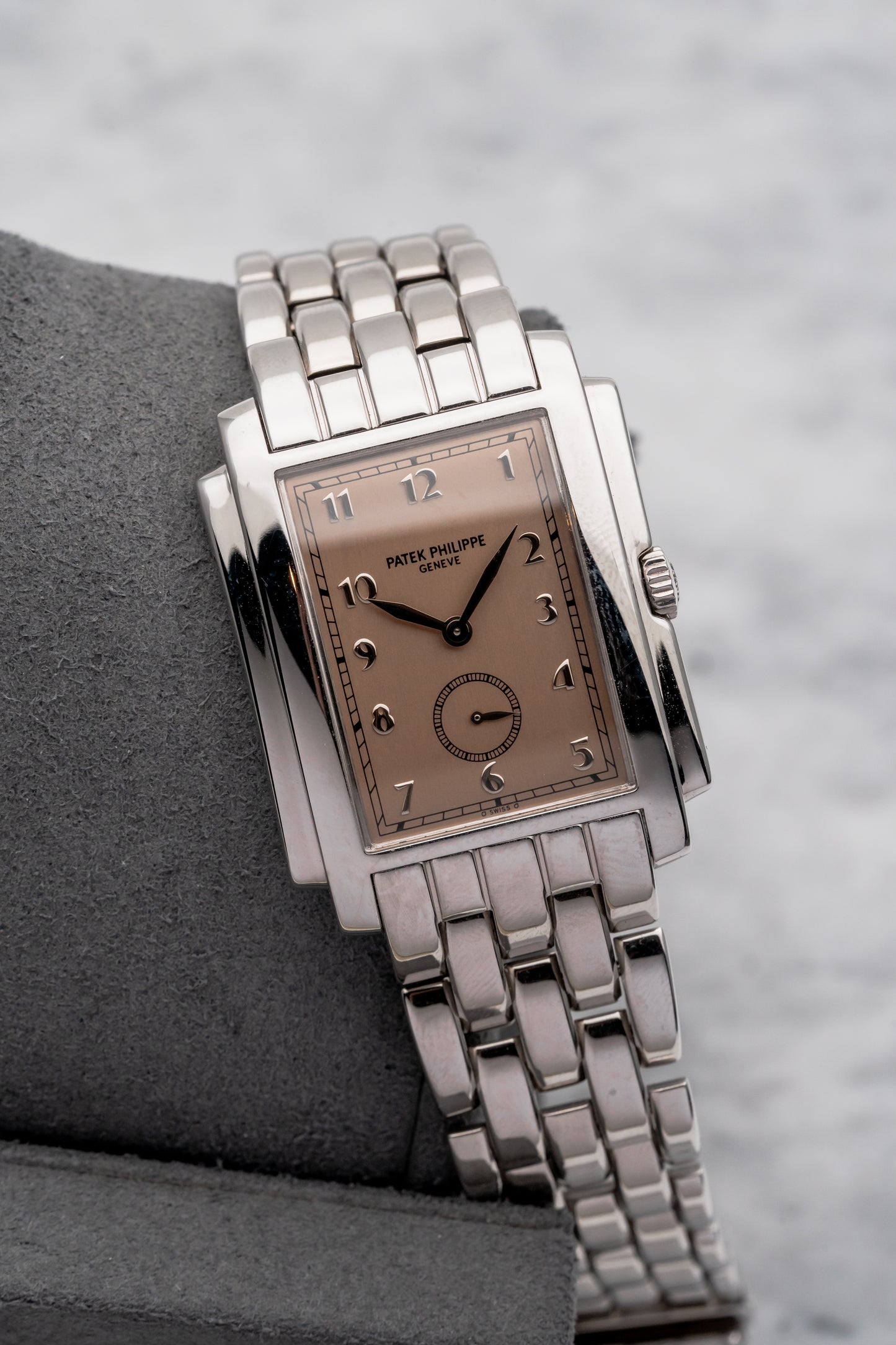 Patek Philippe Gondolo 5024/1G Salmon Dial