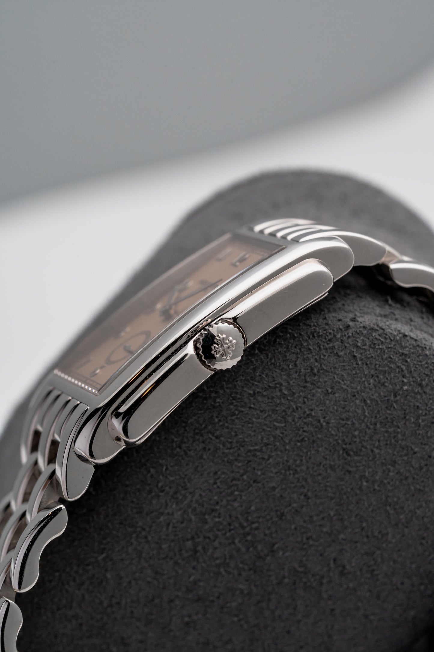 Patek Philippe Gondolo 5024/1G Salmon Dial