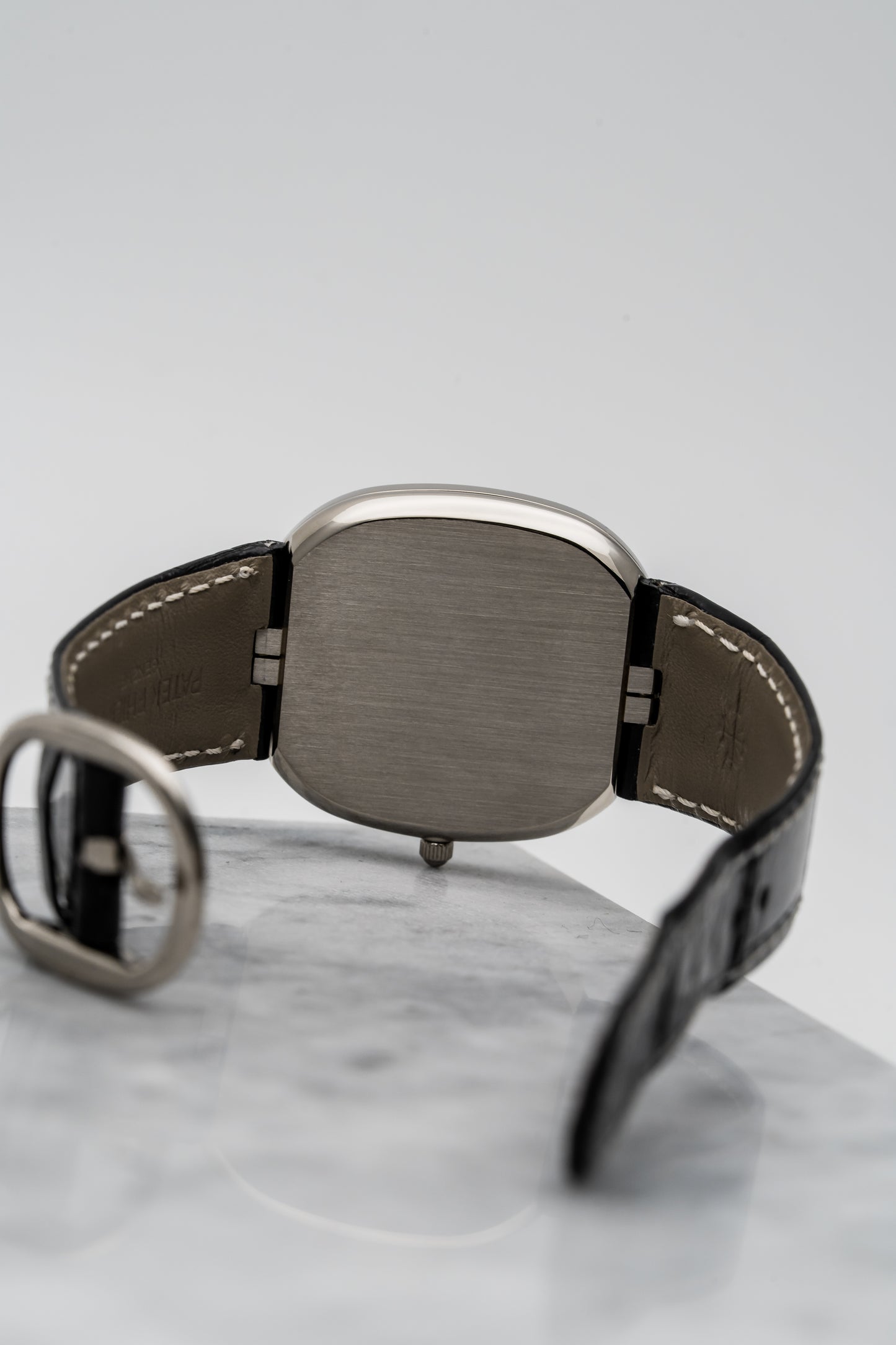 Patek Philippe 5028G Ellipse – White Gold, Black Dial