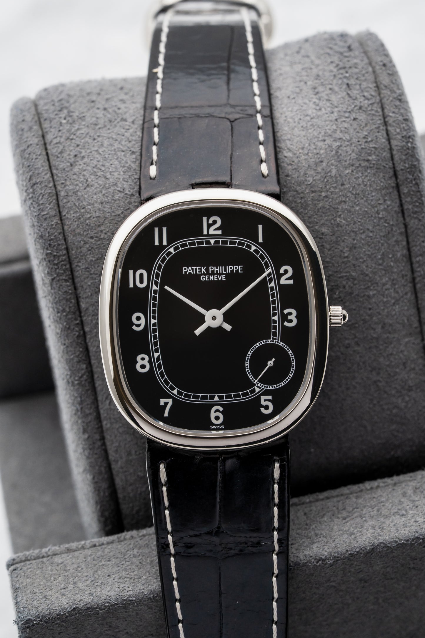 Patek Philippe 5028G Ellipse – White Gold, Black Dial