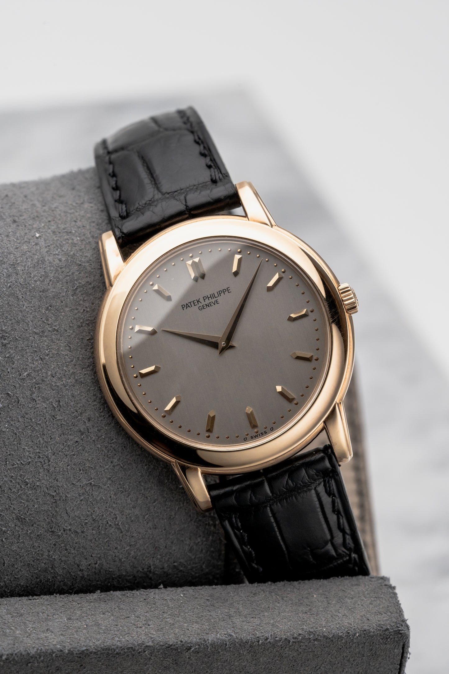 Patek Philippe Calatrava 5032J Silver Dial, Yellow Gold