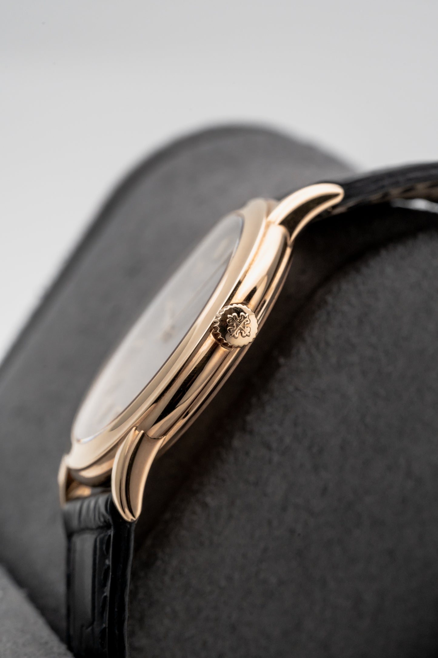 Patek Philippe Calatrava 5032J Silver Dial, Yellow Gold