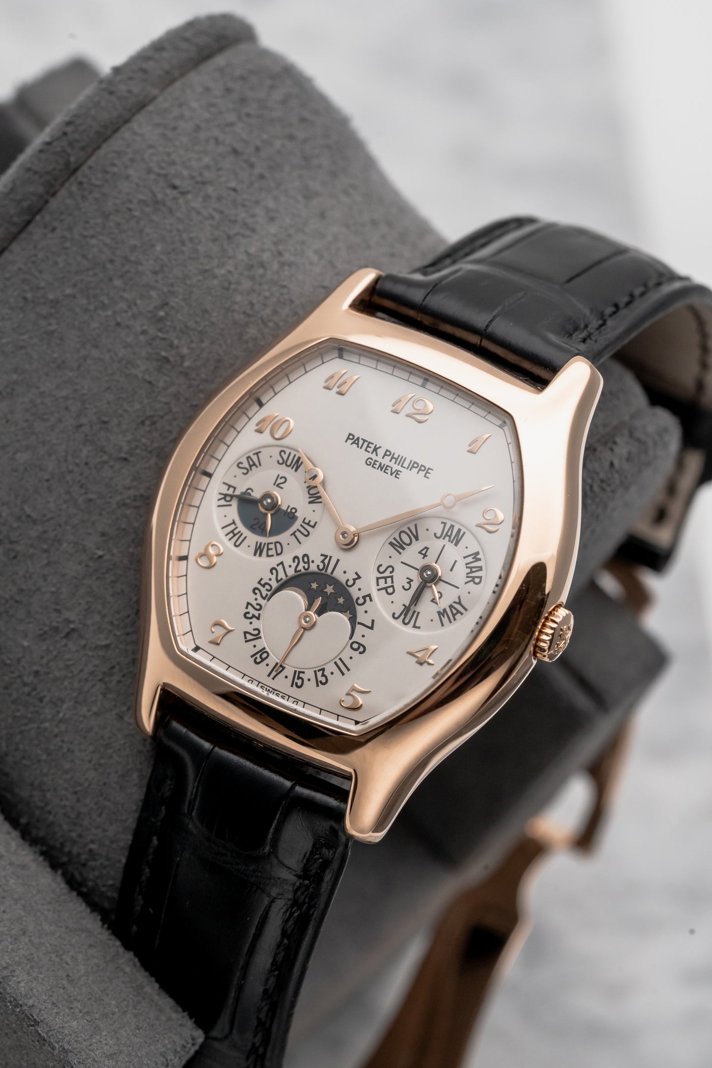 Patek Philippe Perpetual Calendar 5040R-001 Silver Dial