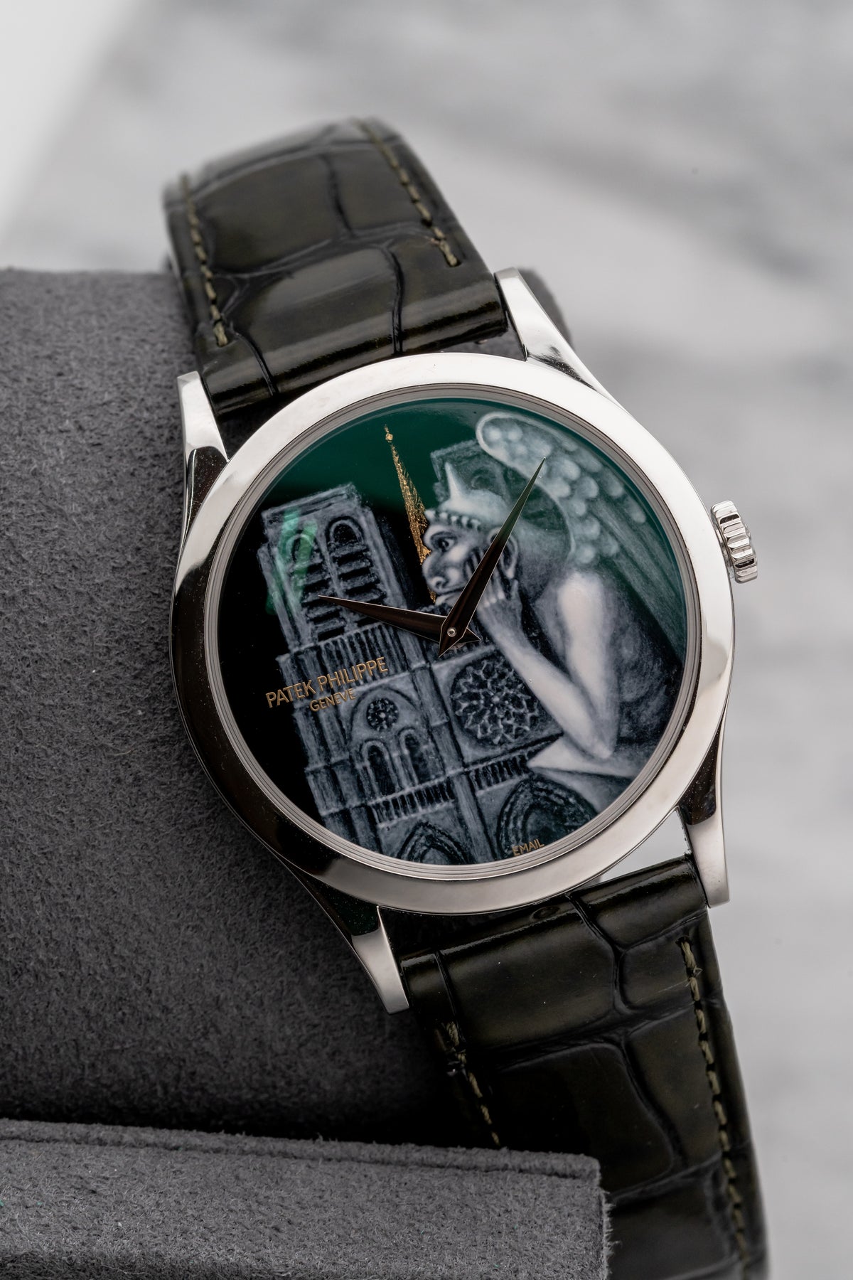 Patek Philippe Calatrava Notre Dame Rare Handcraft 5077P-099