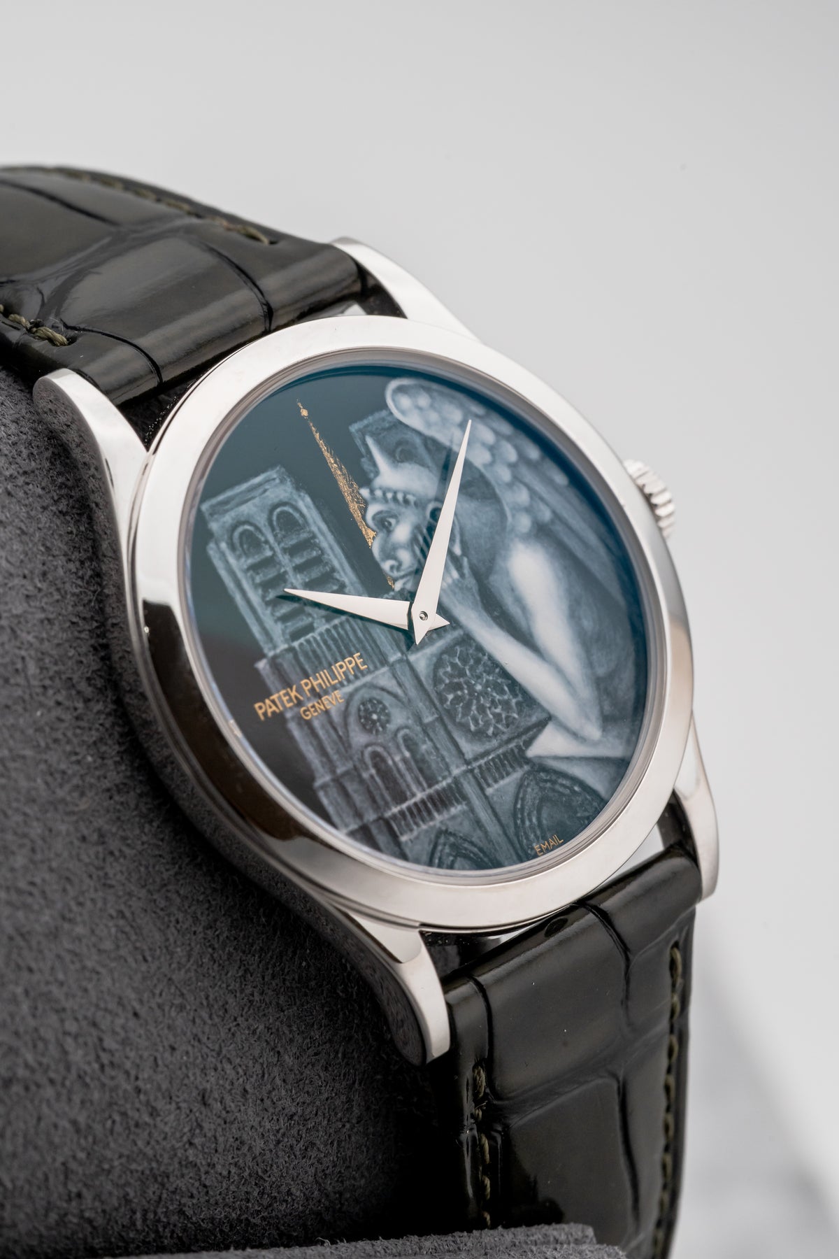 Patek Philippe Calatrava Notre Dame Rare Handcraft 5077P-099