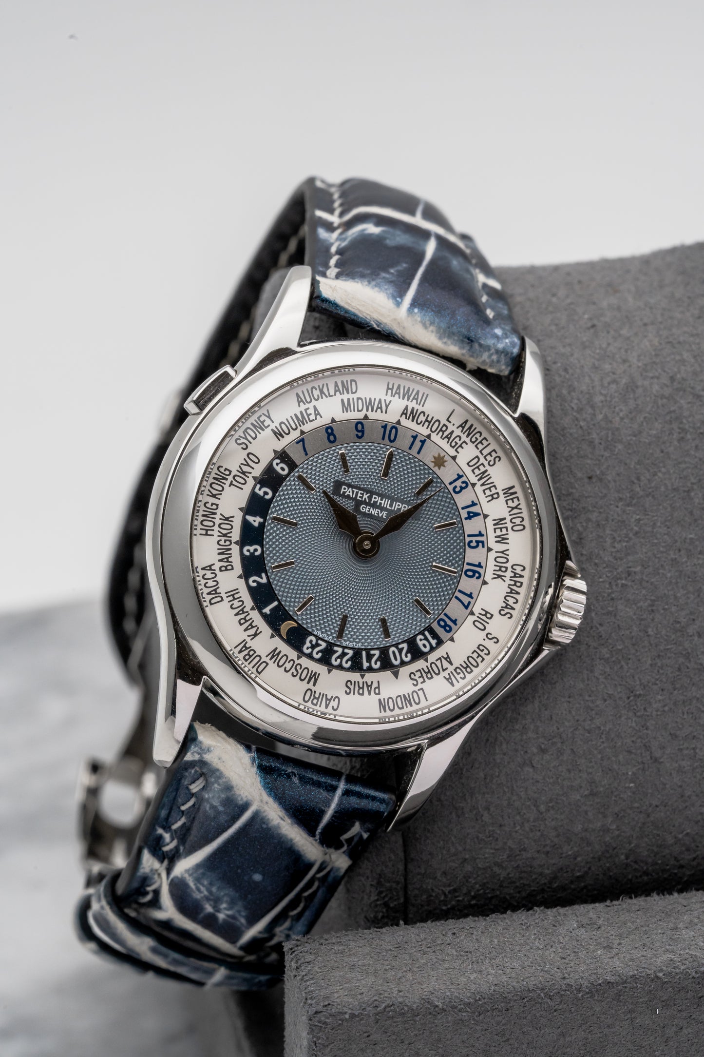 Patek Philippe World Time 5110P-001, Blue Dial