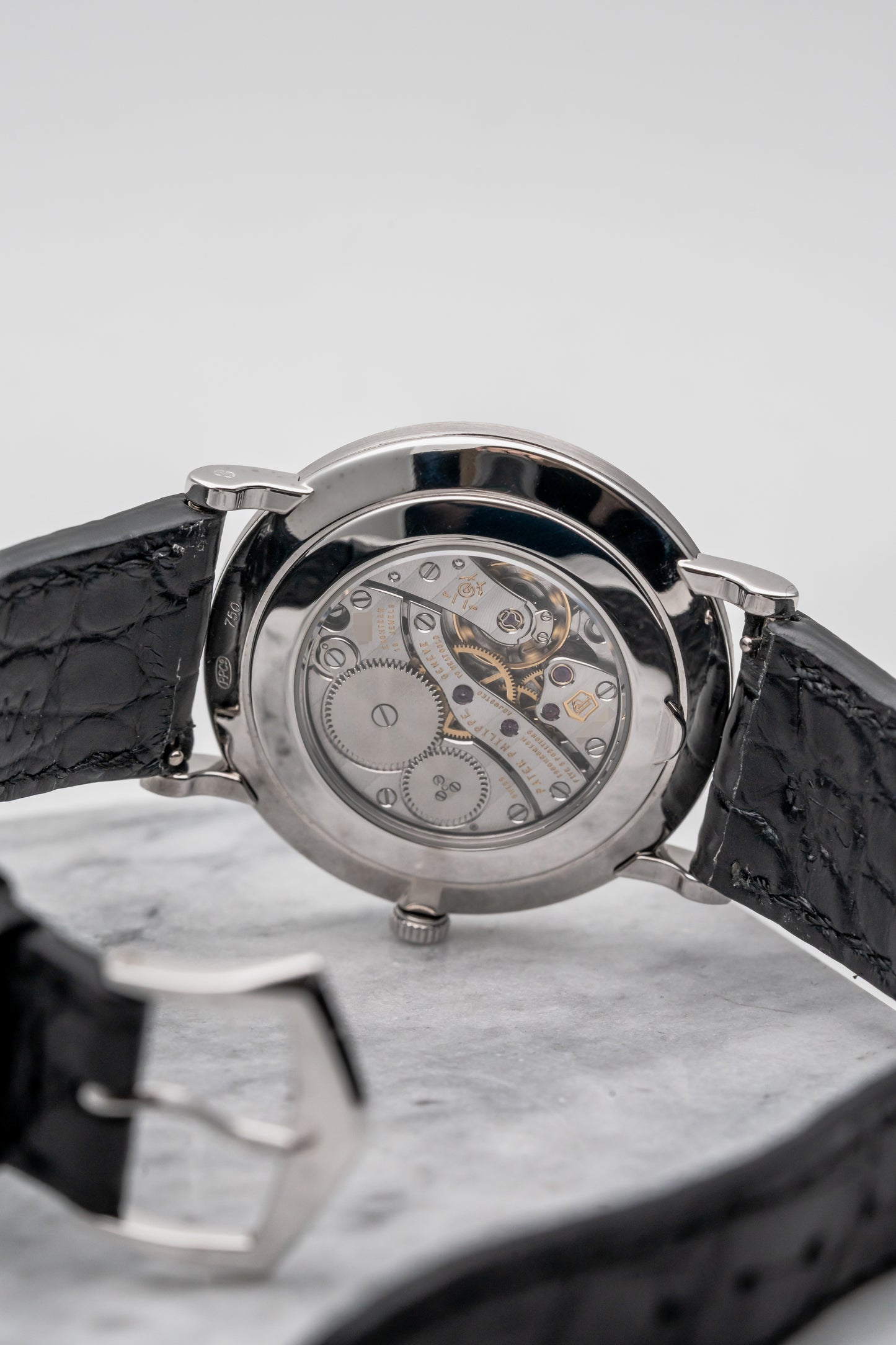Patek Philippe Calatrava 5116G, White Enamel Dial