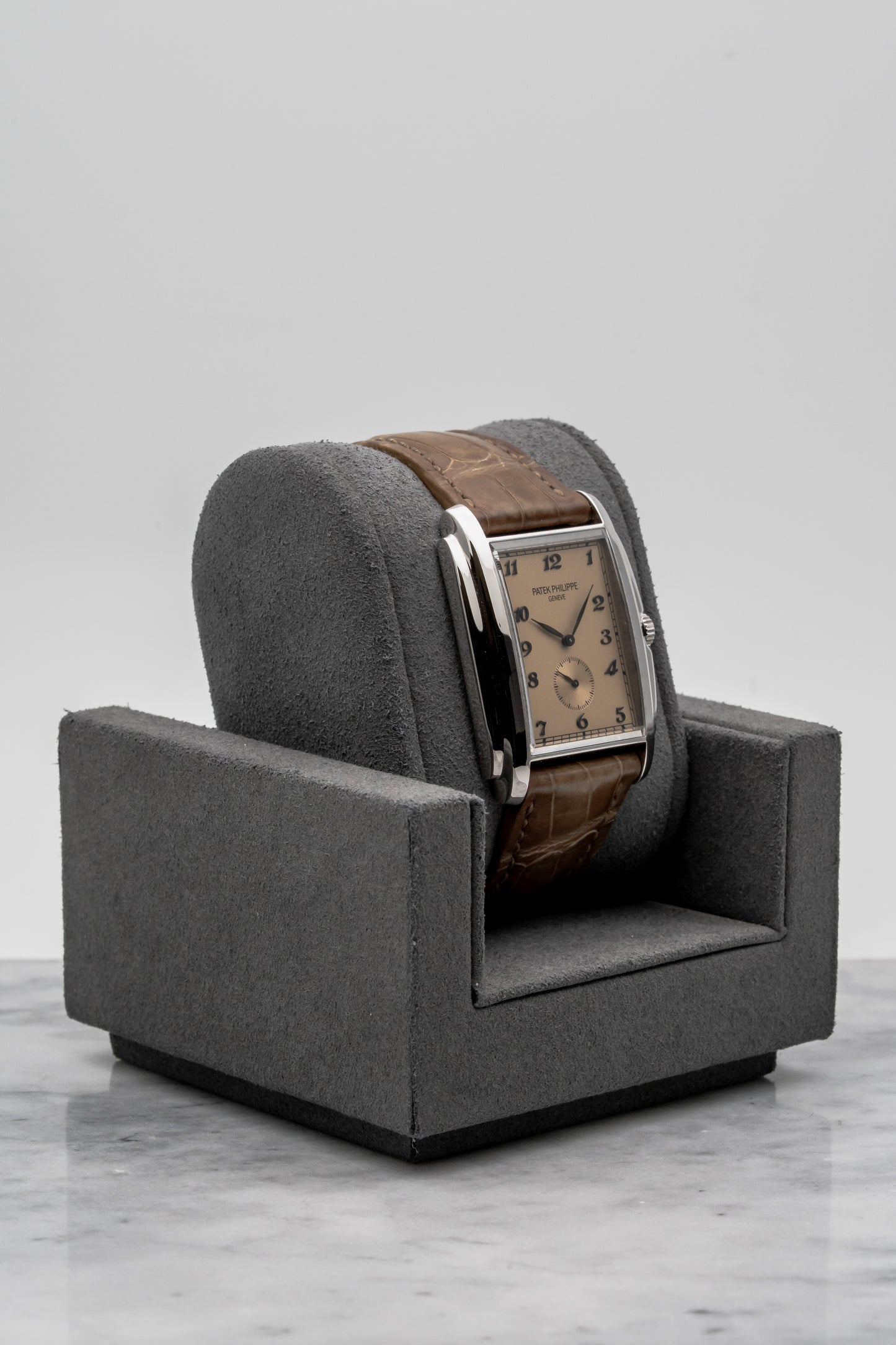 Patek Philippe Gondolo Salmon 5124G, Salmon Dial