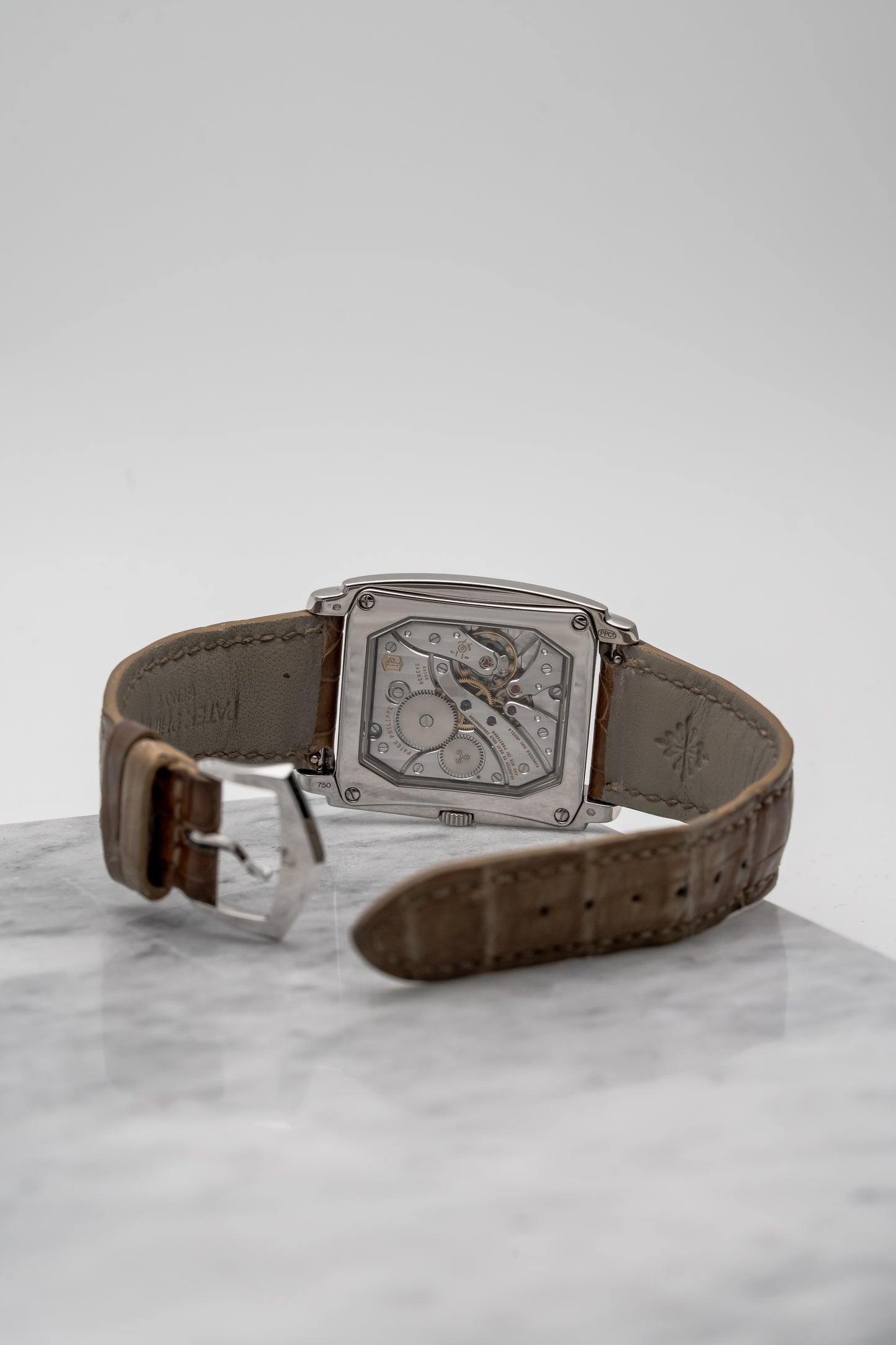 Patek Philippe Gondolo Salmon 5124G, Salmon Dial