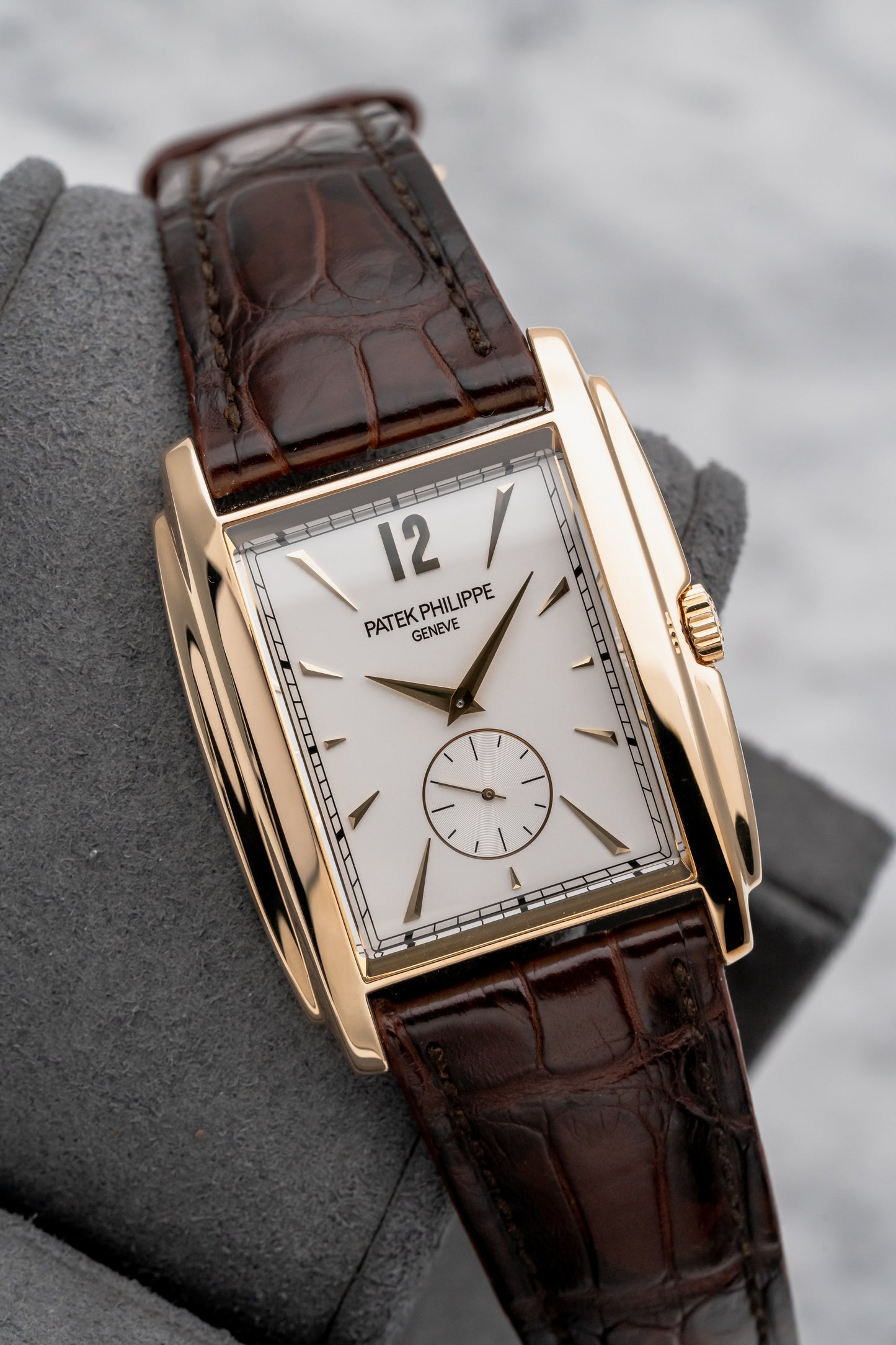 Patek Philippe Gondolo 5124J White Dial
