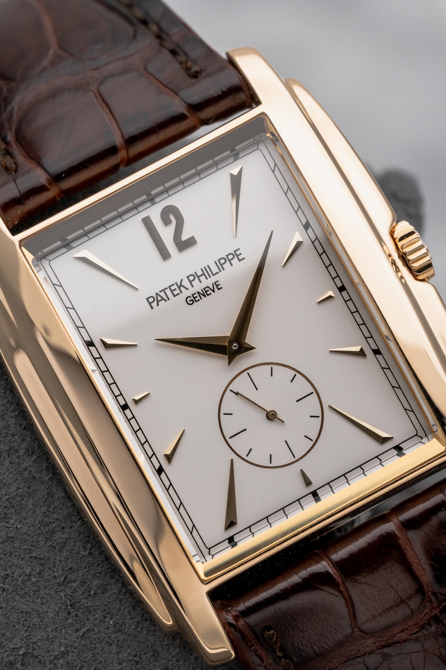 Patek Philippe Gondolo 5124J White Dial