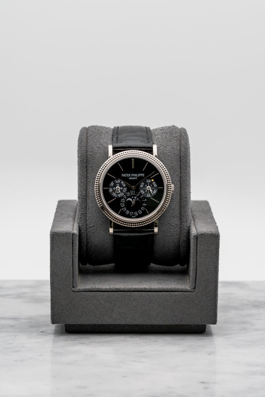 Patek Philippe Calatrava Perpetual Calendar 5139G-010 Black Dial