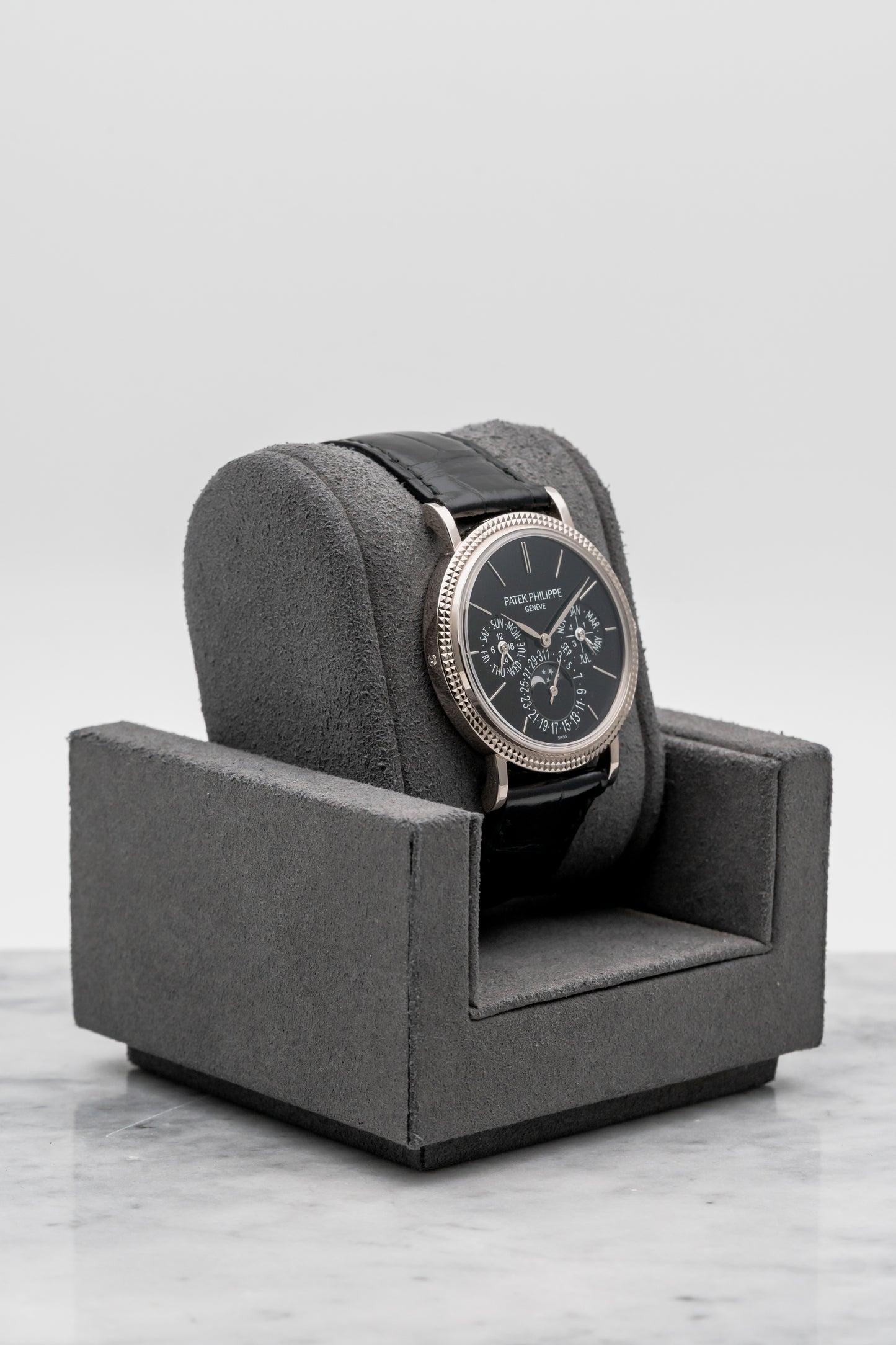 Patek Philippe Calatrava Perpetual Calendar 5139G-010 Black Dial