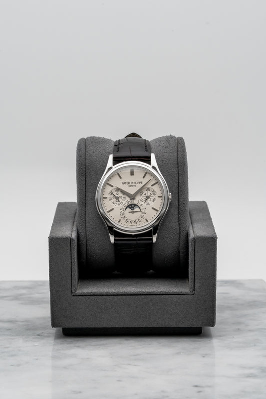 Patek Philippe Perpetual Calendar 5140G White Dial