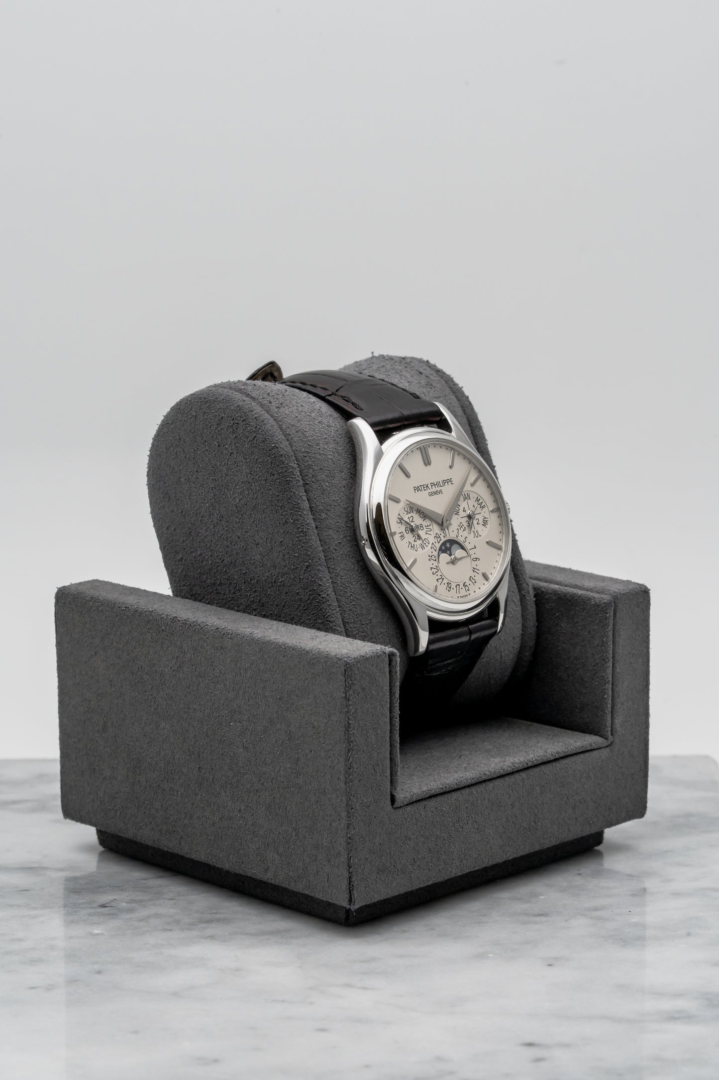 Patek Philippe Perpetual Calendar 5140G White Dial