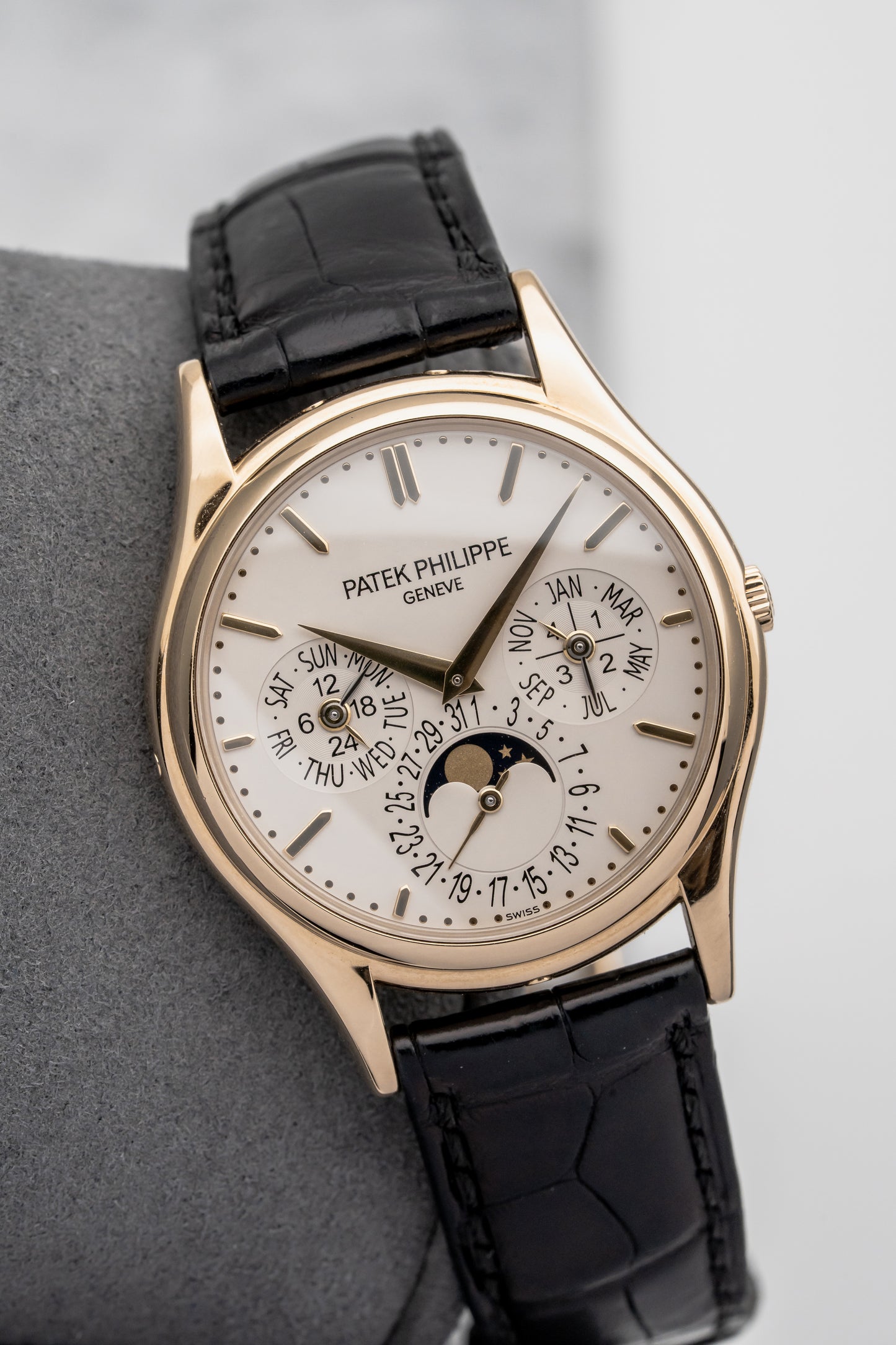 Patek Philippe Perpetual Calendar 5140J-001