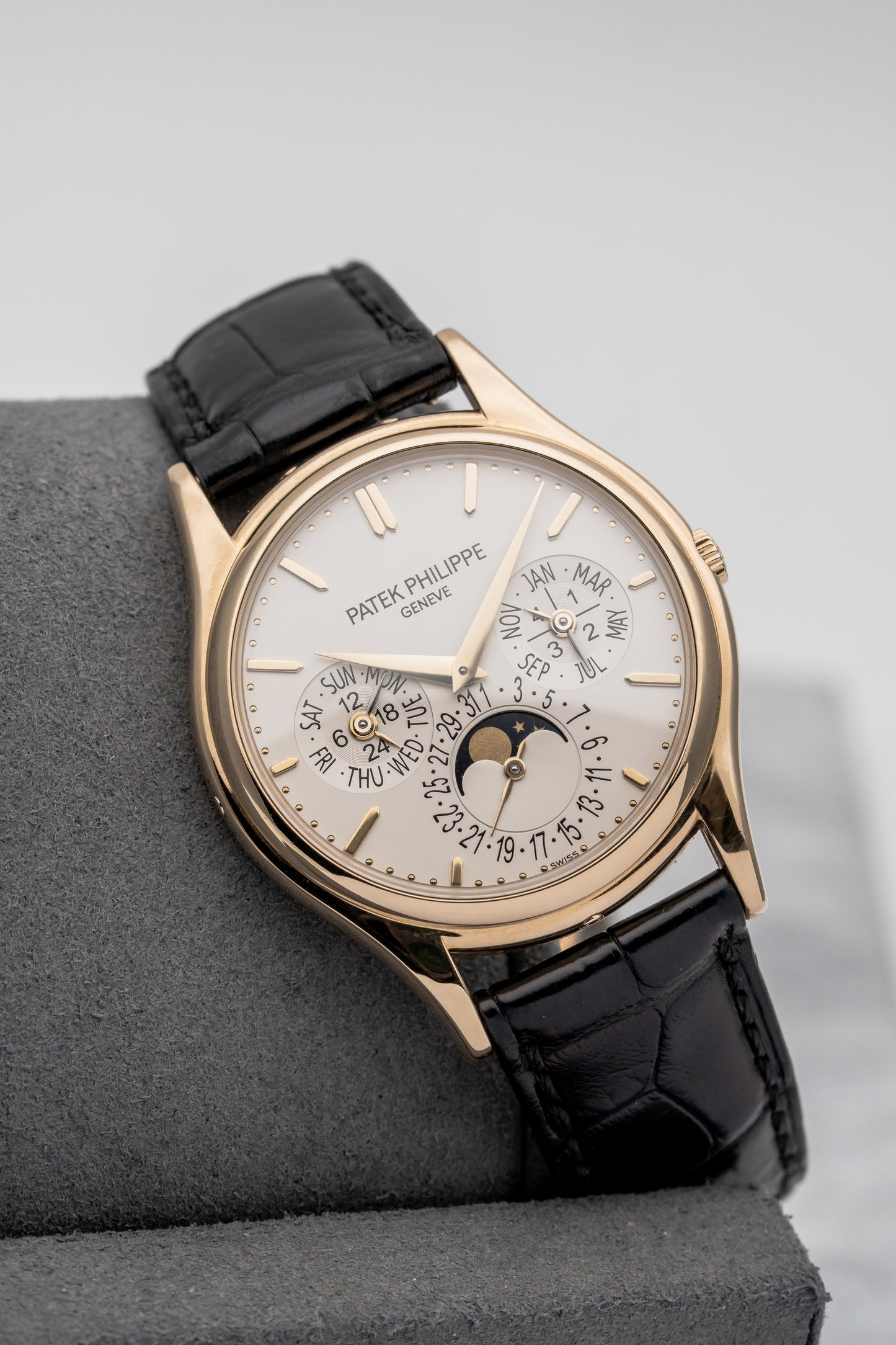 Patek Philippe Perpetual Calendar 5140J-001