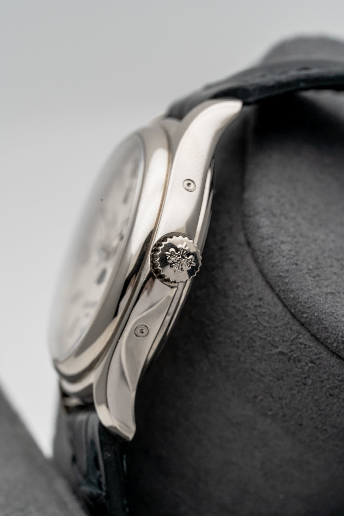 Patek Philippe Annual Calendar Moonphase 5146G-001 White Gold, Cream Dial