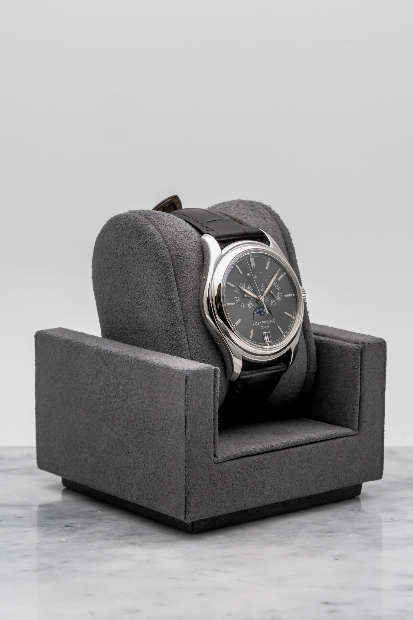 Patek Philippe Annual Calendar 5146P Platinum, Grey Dial