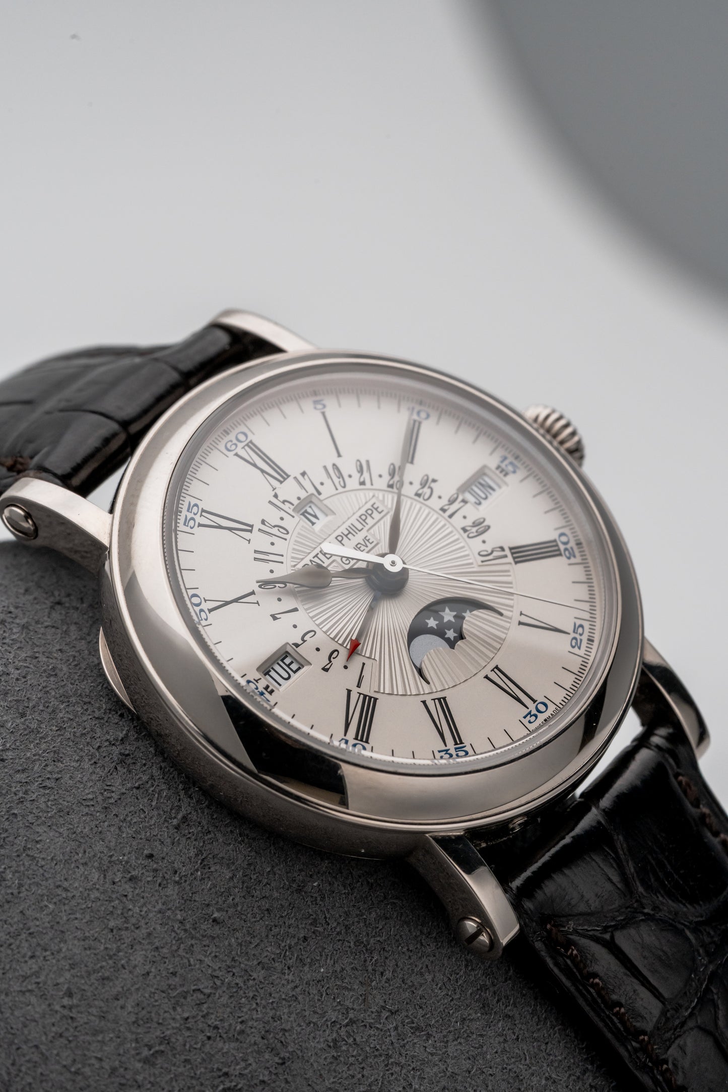 Patek Philippe Retrograde Perp Calendar 5159G