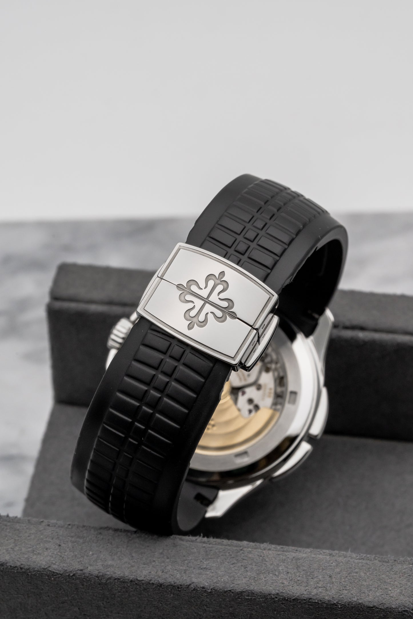 Patek Philippe Aquanaut Travel Time 5164A, Black Dial