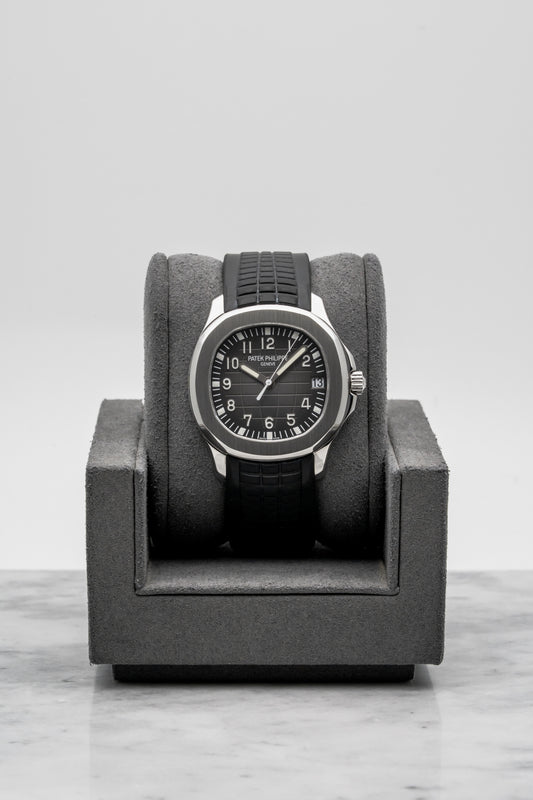 Patek Philippe Aquanaut 5165A Black Dial
