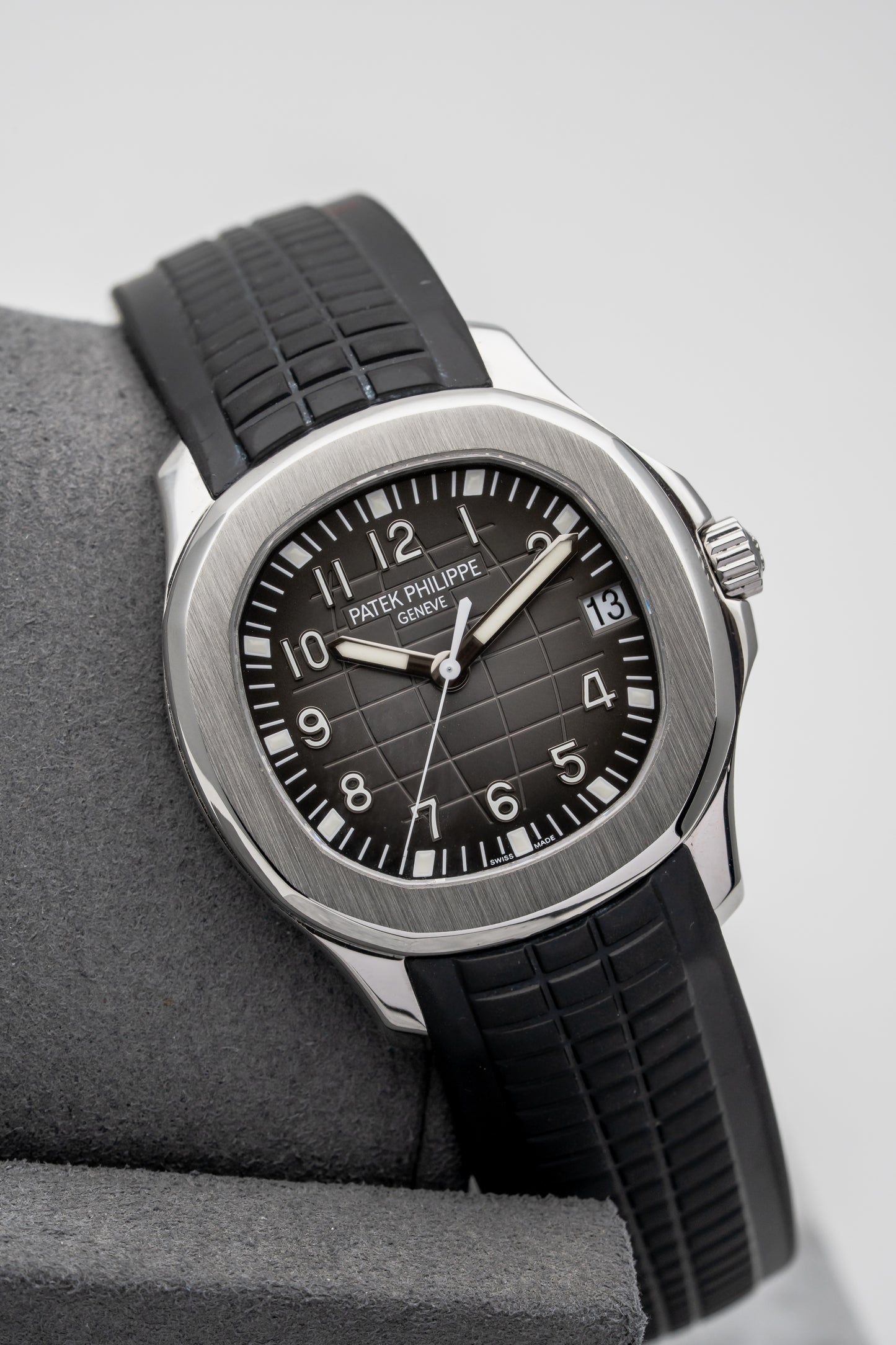 Patek Philippe Aquanaut 5165A Black Dial