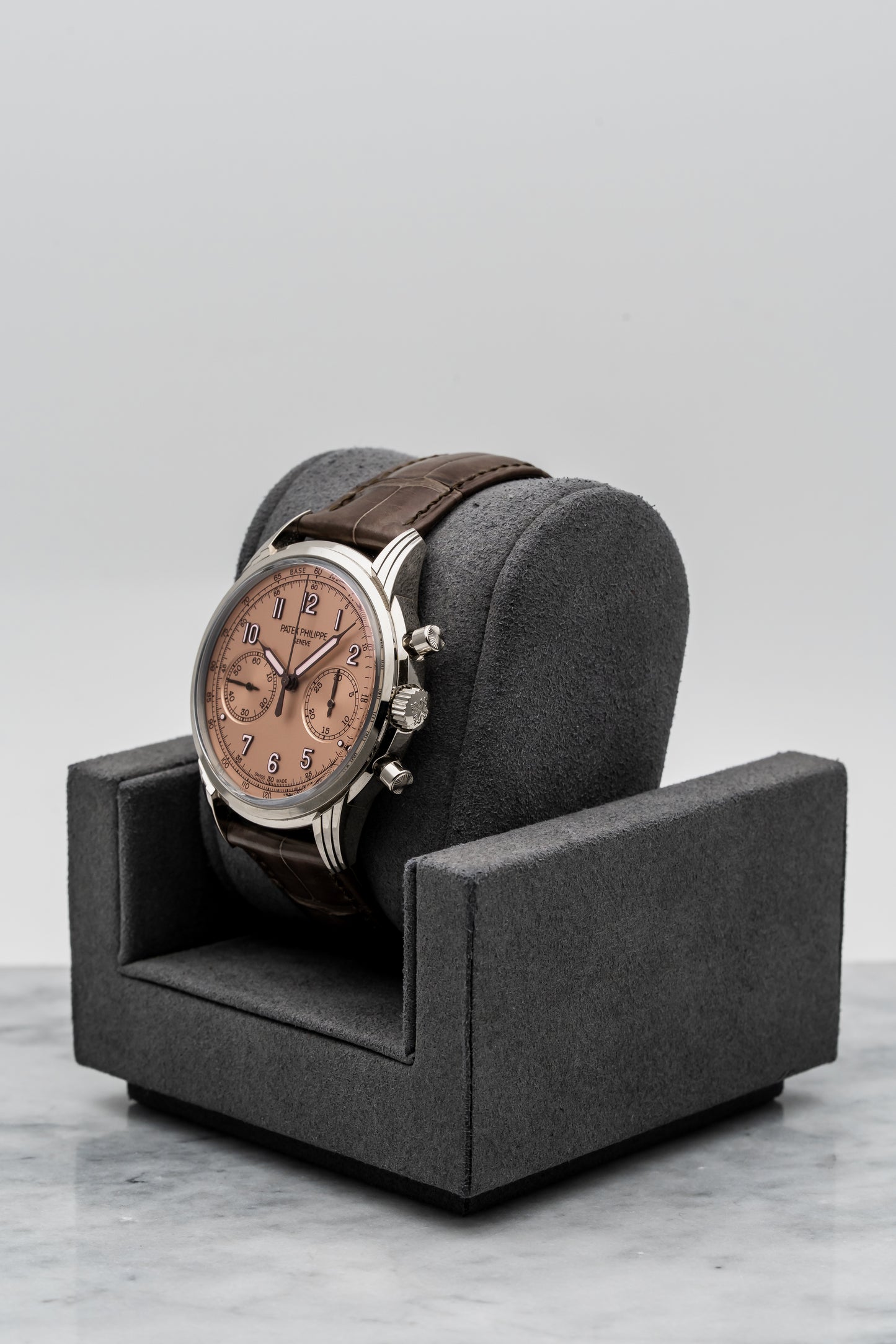 Patek Philippe 5172G-010 – Salmon Dial, White Gold Chronograph