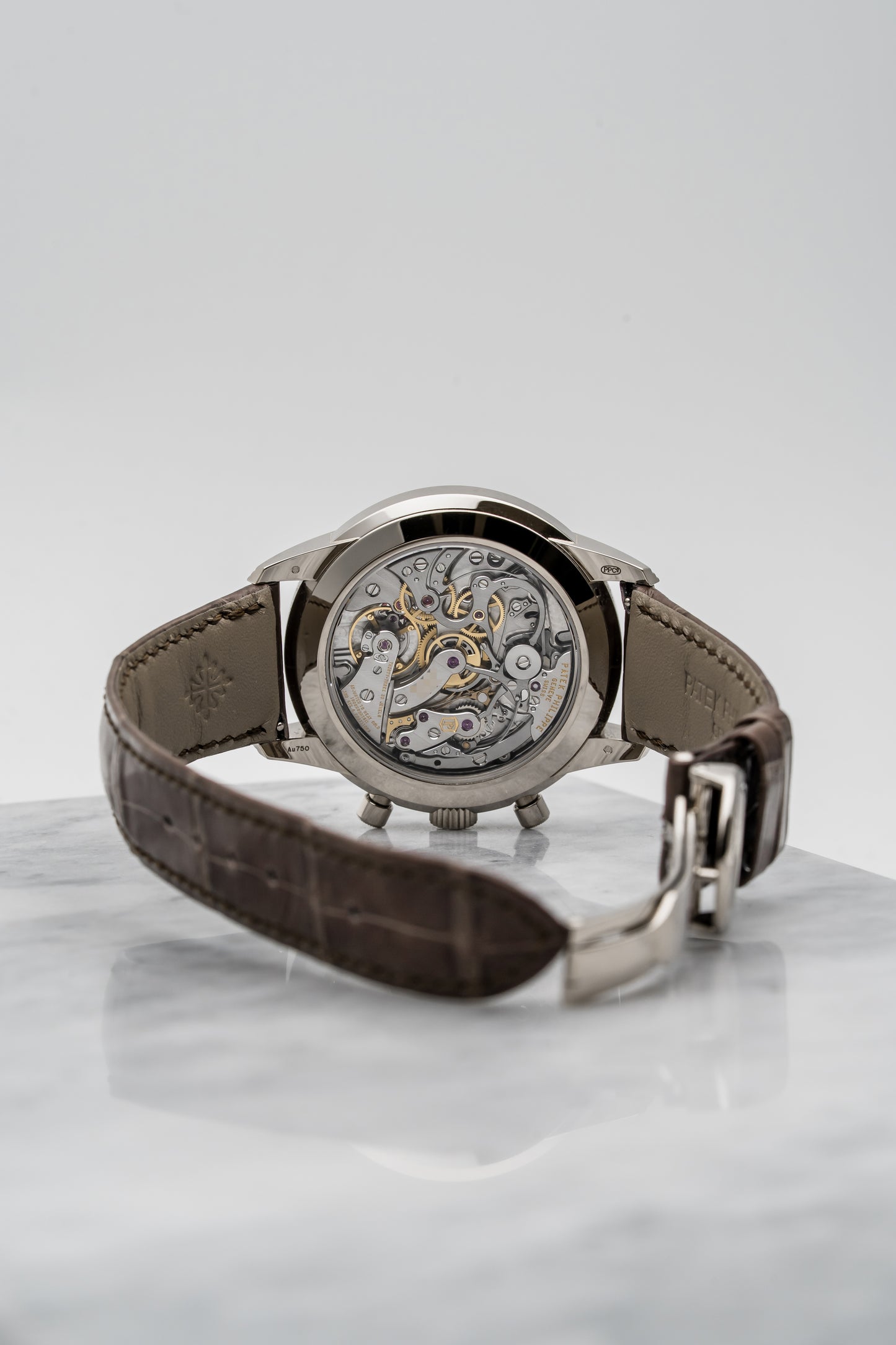 Patek Philippe 5172G-010 – Salmon Dial, White Gold Chronograph