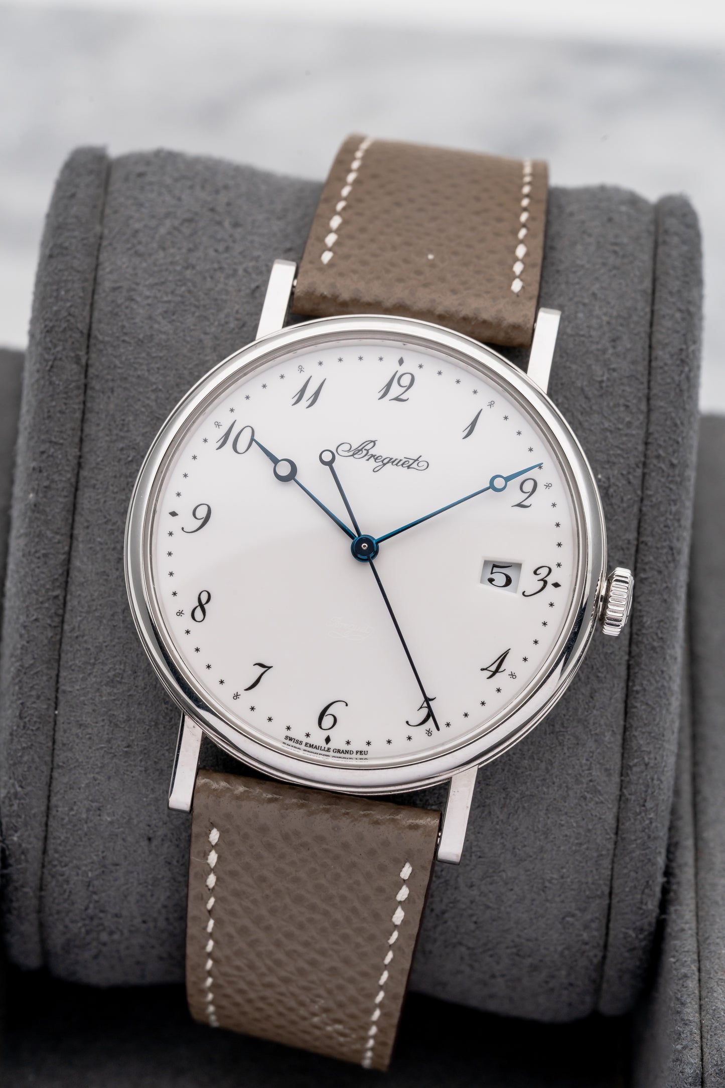 Breguet Classique 5177BB/29/9V6 White Gold, Enamel Dial
