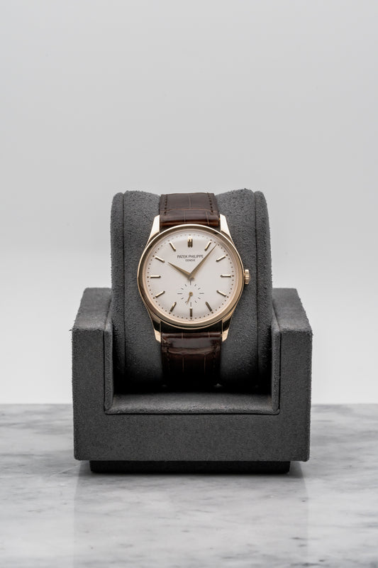Patek Philippe Calatrava 5196J-001 Yellow Gold, Silver Dial