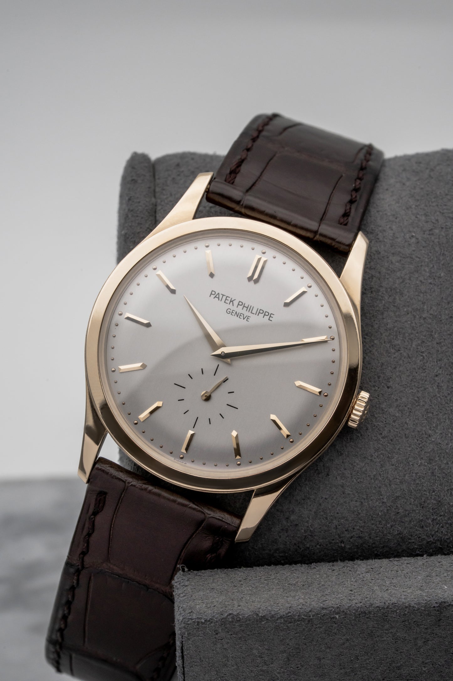 Patek Philippe Calatrava 5196R Rose Gold, Silver Dial