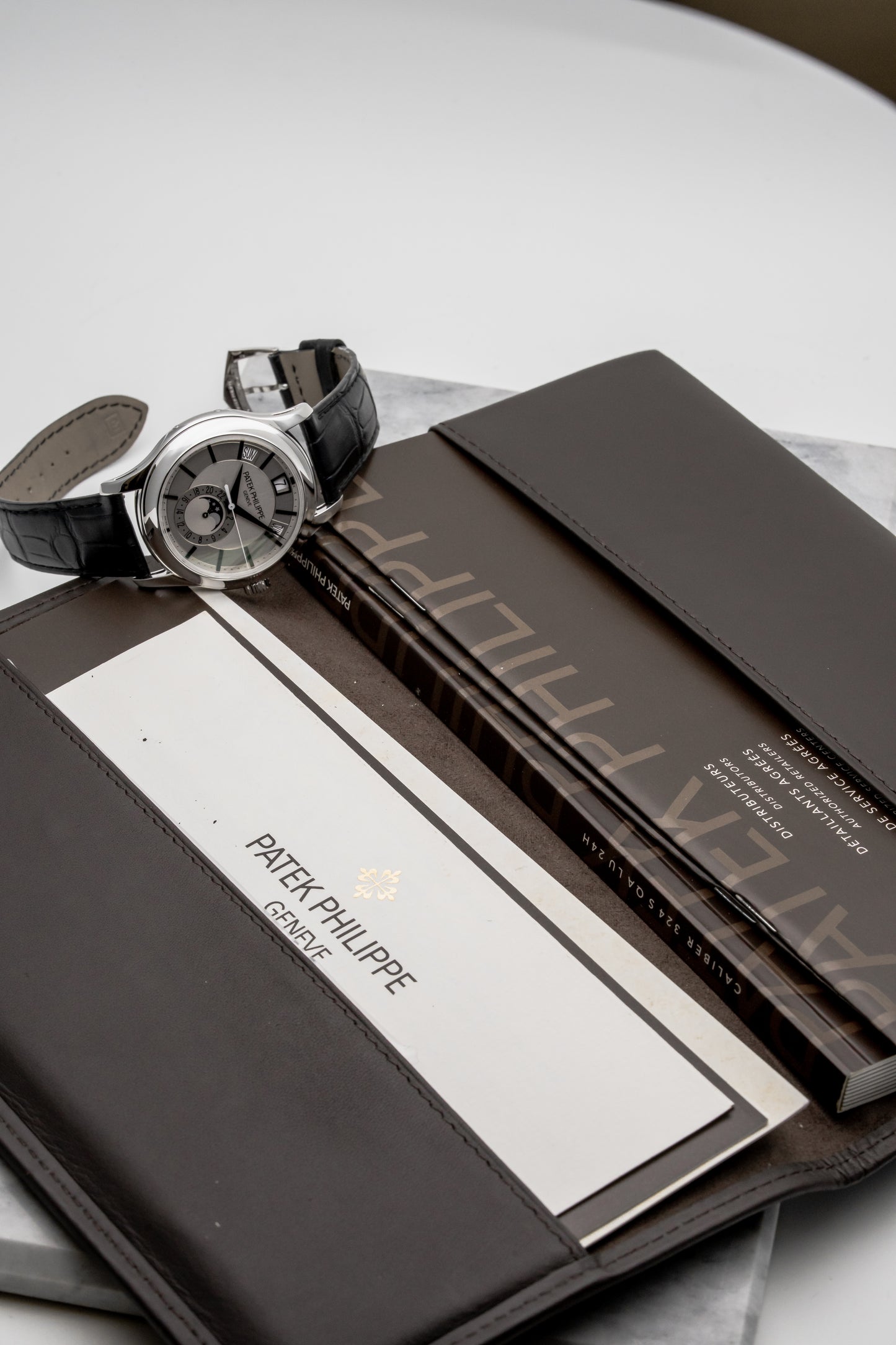 Patek Philippe Annual Calendar 5205G White Gold, Grey Dial