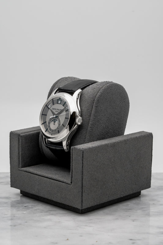 Patek Philippe Annual Calendar 5205G White Gold, Grey Dial