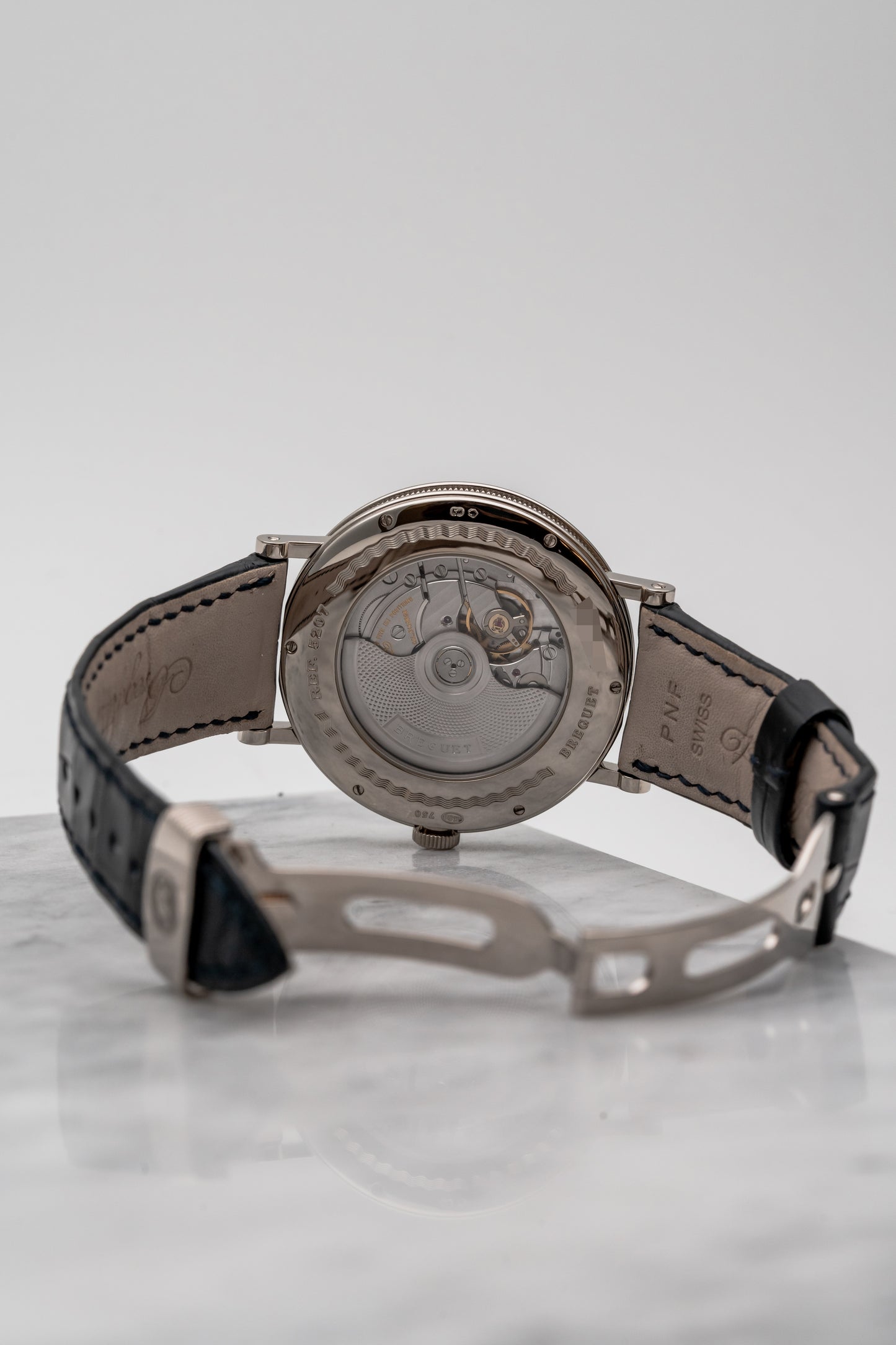 Breguet Classique Retrograde Seconds 5207BB/12/9V6 White Dial