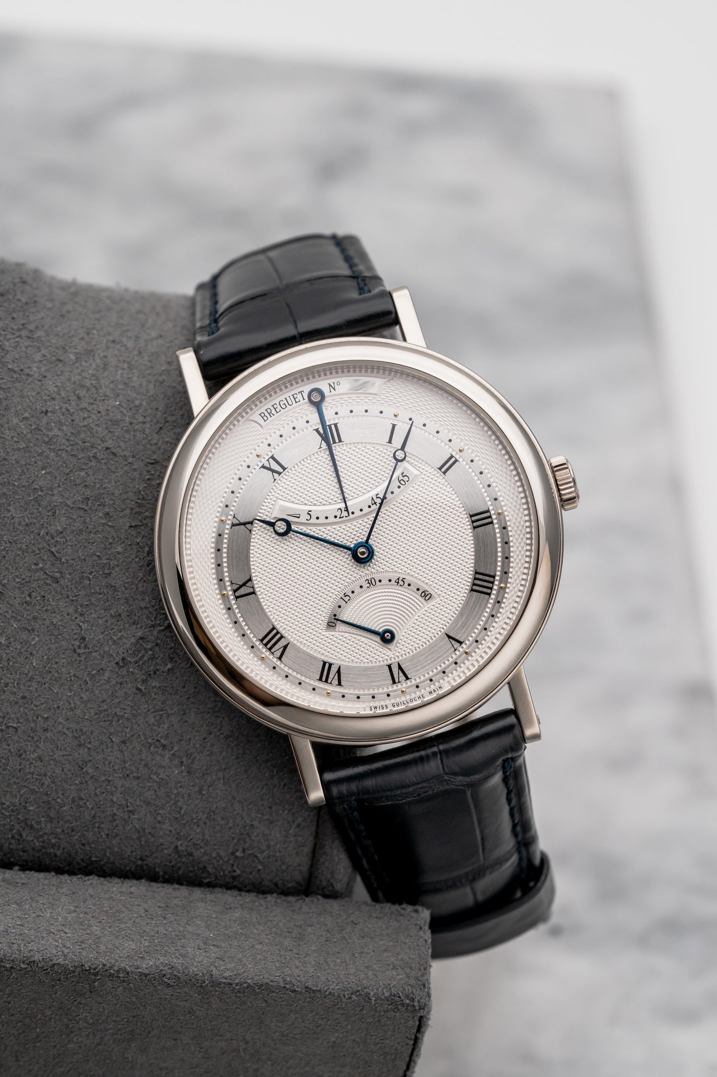 Breguet Classique Retrograde Seconds 5207BB/12/9V6 White Dial