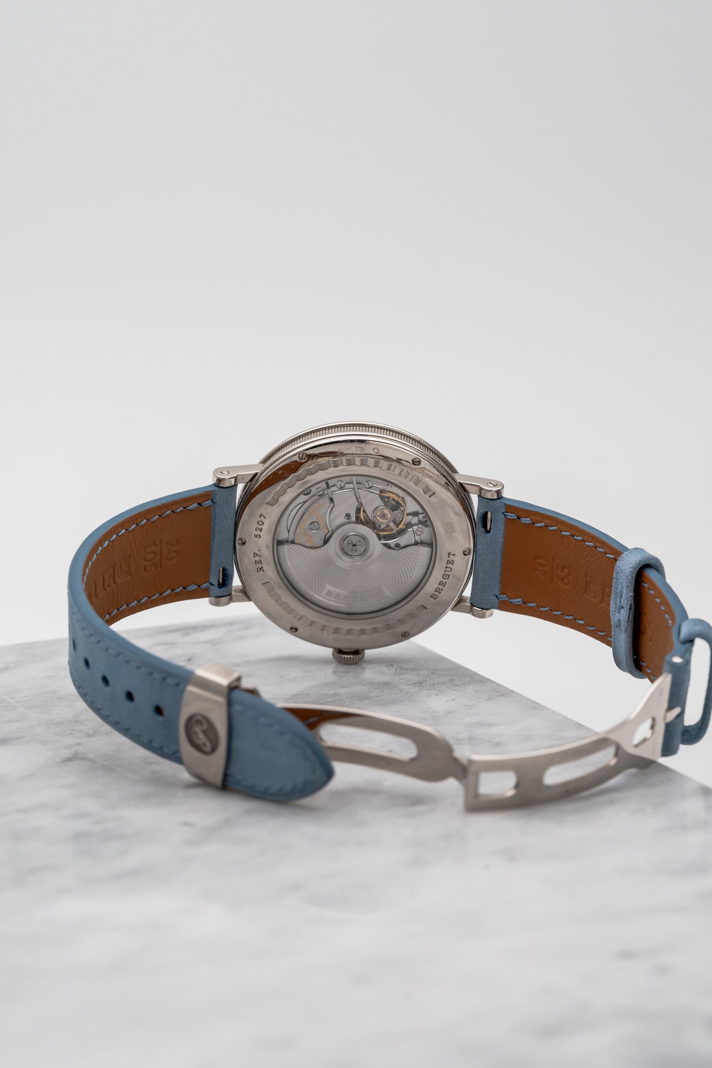 Breguet Classique Retrograde Seconds 5207BB White Dial