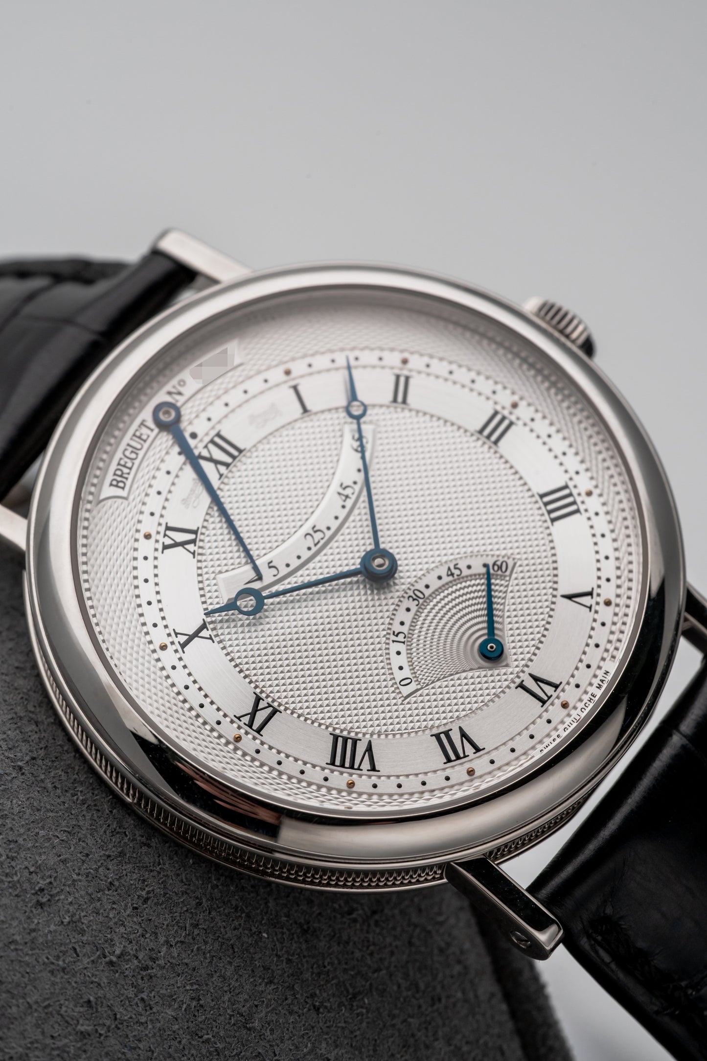 Breguet Classique Retrograde Seconds 5207BB White Dial